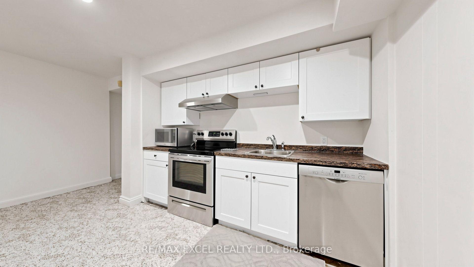 Photo 40 of 131 Burbank Drive, North York, Bayview Village — HOMEH