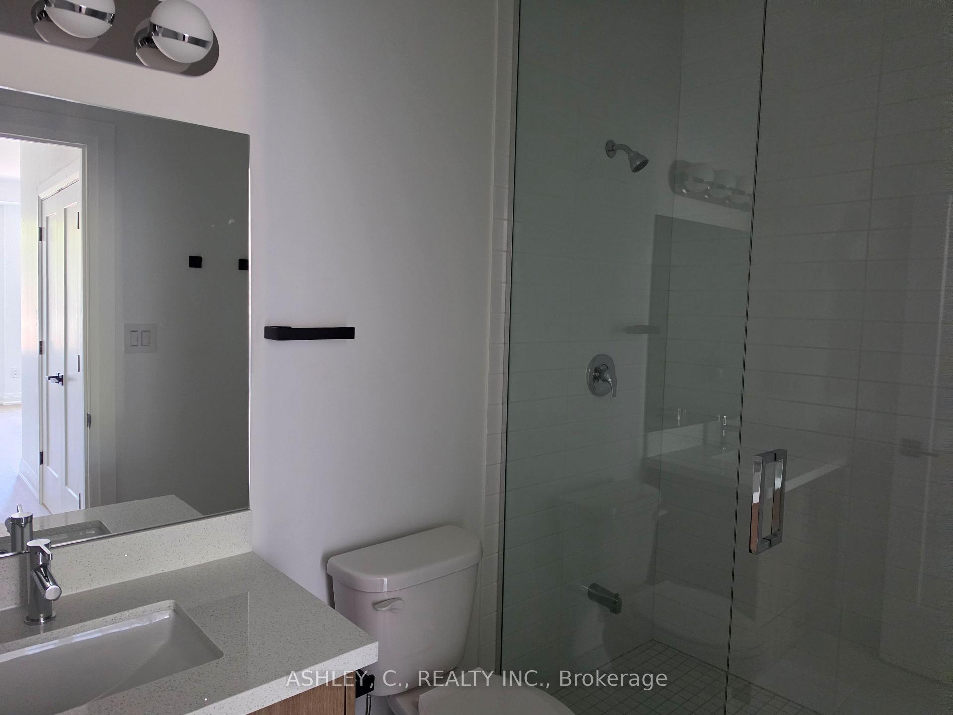 Photo 9 of Unit Third Floor, 701 Queen Street, Toronto, Niagara — HOMEH