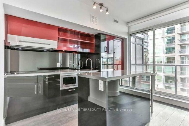 Photo 5 of Unit 609, 39 Sherbourne Street, Toronto, Moss Park — HOMEH