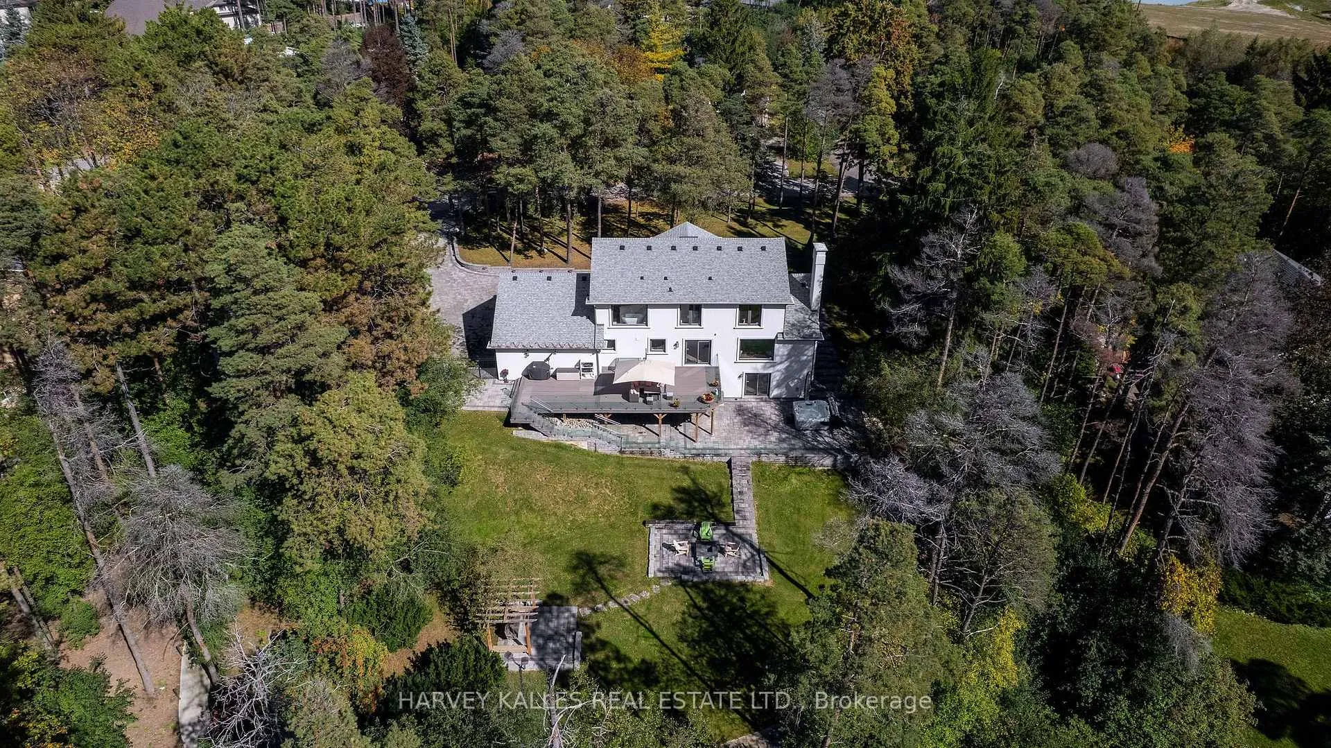Photo 4 of 17 Cynthia Crescent, Richmond Hill, Oak Ridges — HOMEH