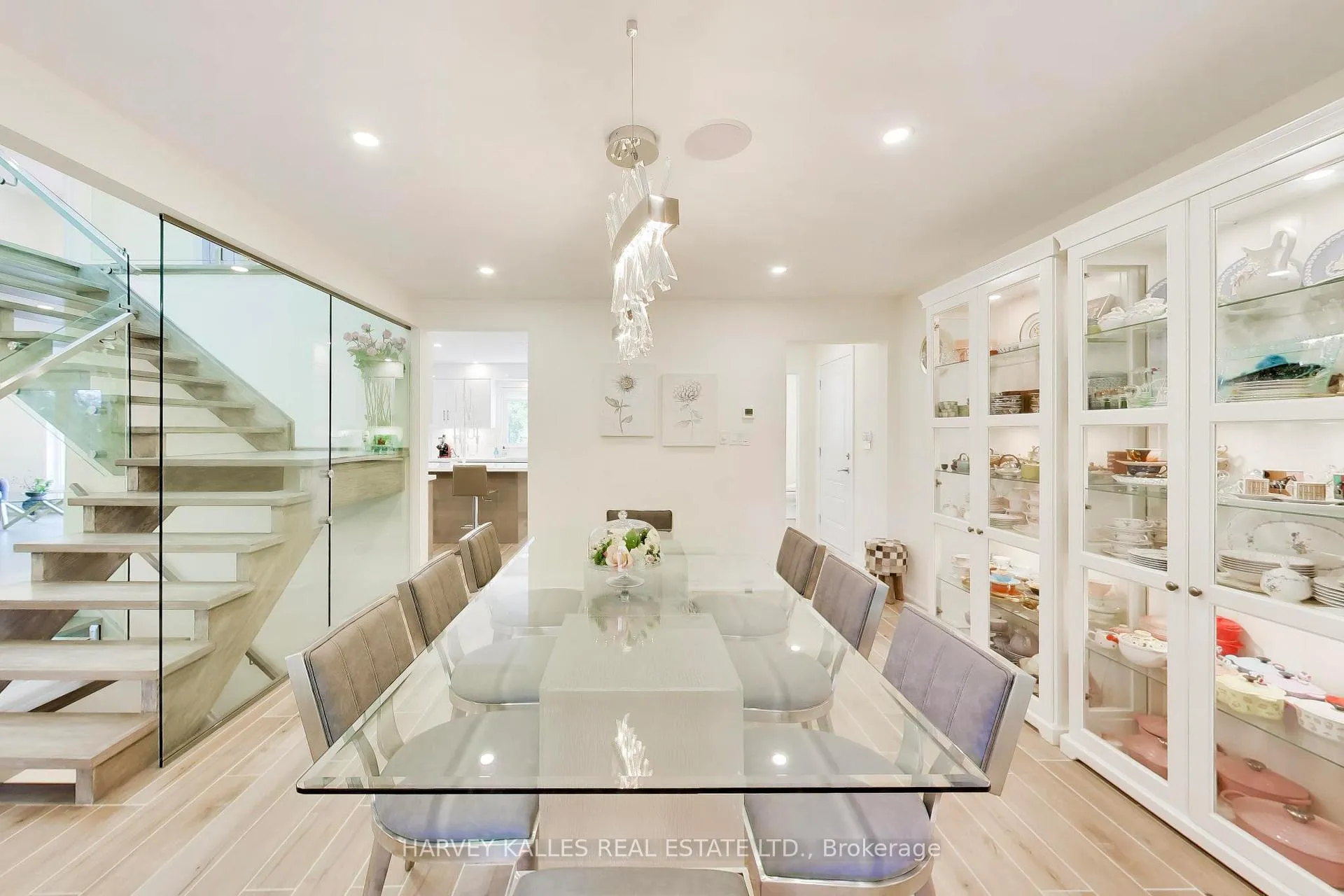 Photo 15 of 17 Cynthia Crescent, Richmond Hill, Oak Ridges — HOMEH