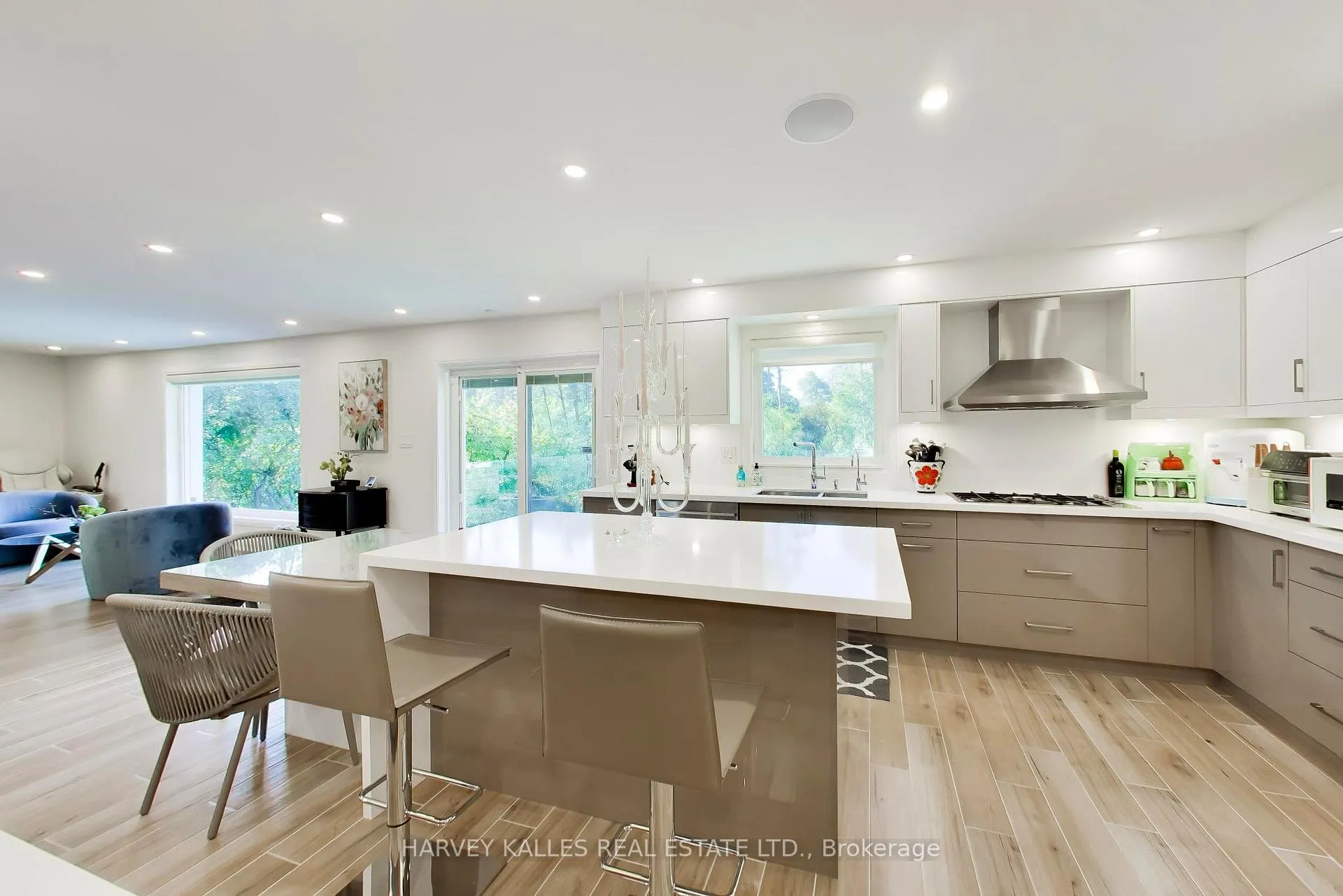 Photo 18 of 17 Cynthia Crescent, Richmond Hill, Oak Ridges — HOMEH
