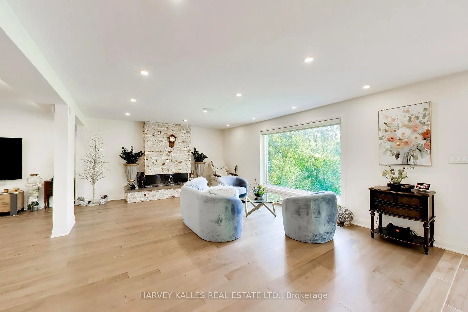 Photo 21 of 17 Cynthia Crescent, Richmond Hill, Oak Ridges — HOMEH