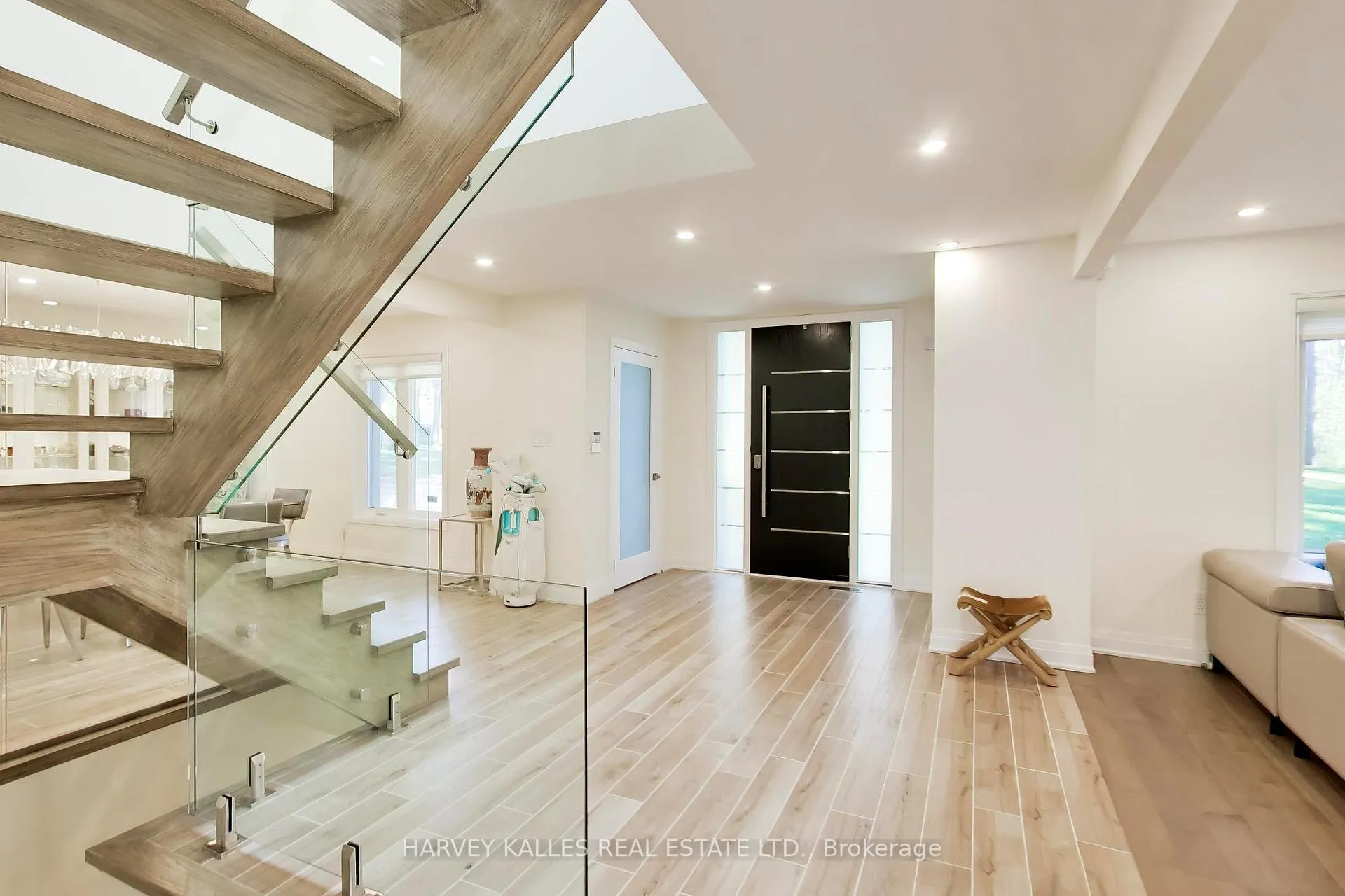 Photo 31 of 17 Cynthia Crescent, Richmond Hill, Oak Ridges — HOMEH