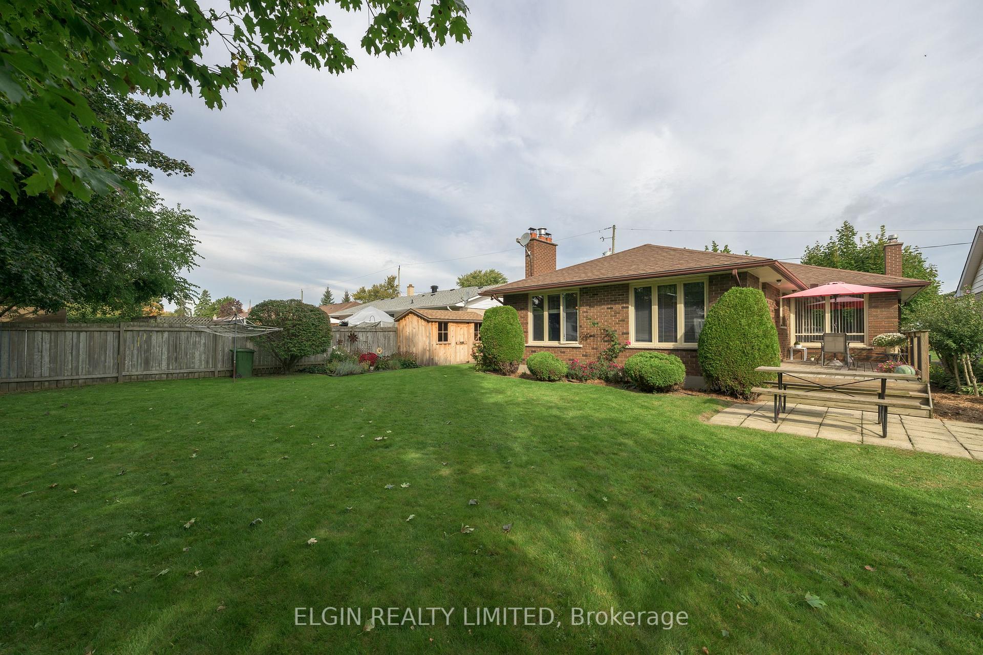 Photo 42 of 181 Locust Street, St. Thomas — HOMEH