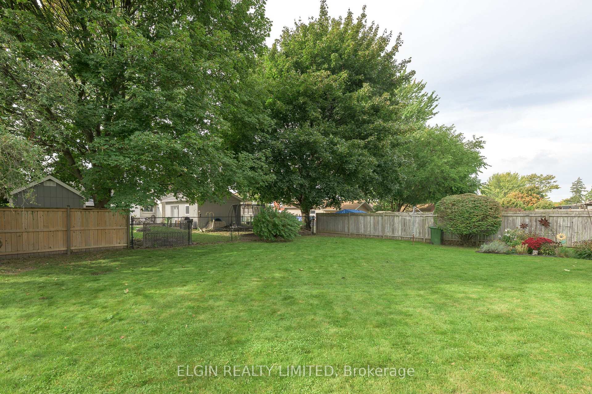 Photo 43 of 181 Locust Street, St. Thomas — HOMEH