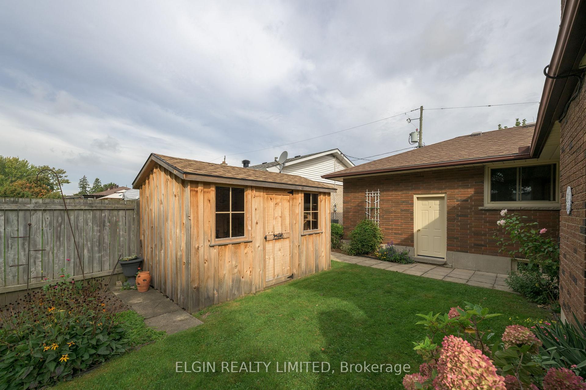 Photo 45 of 181 Locust Street, St. Thomas — HOMEH