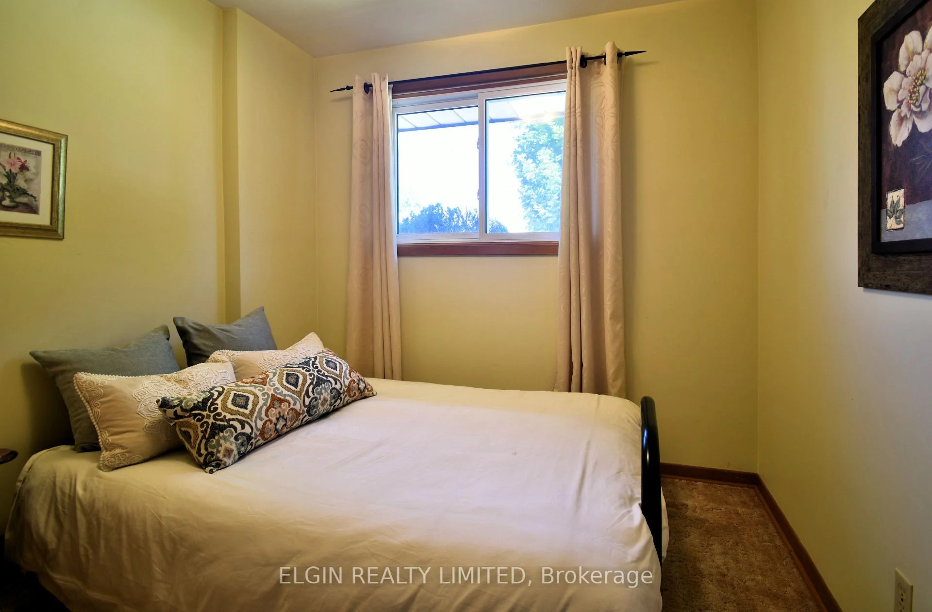 Photo 16 of 181 Locust Street, St. Thomas — HOMEH