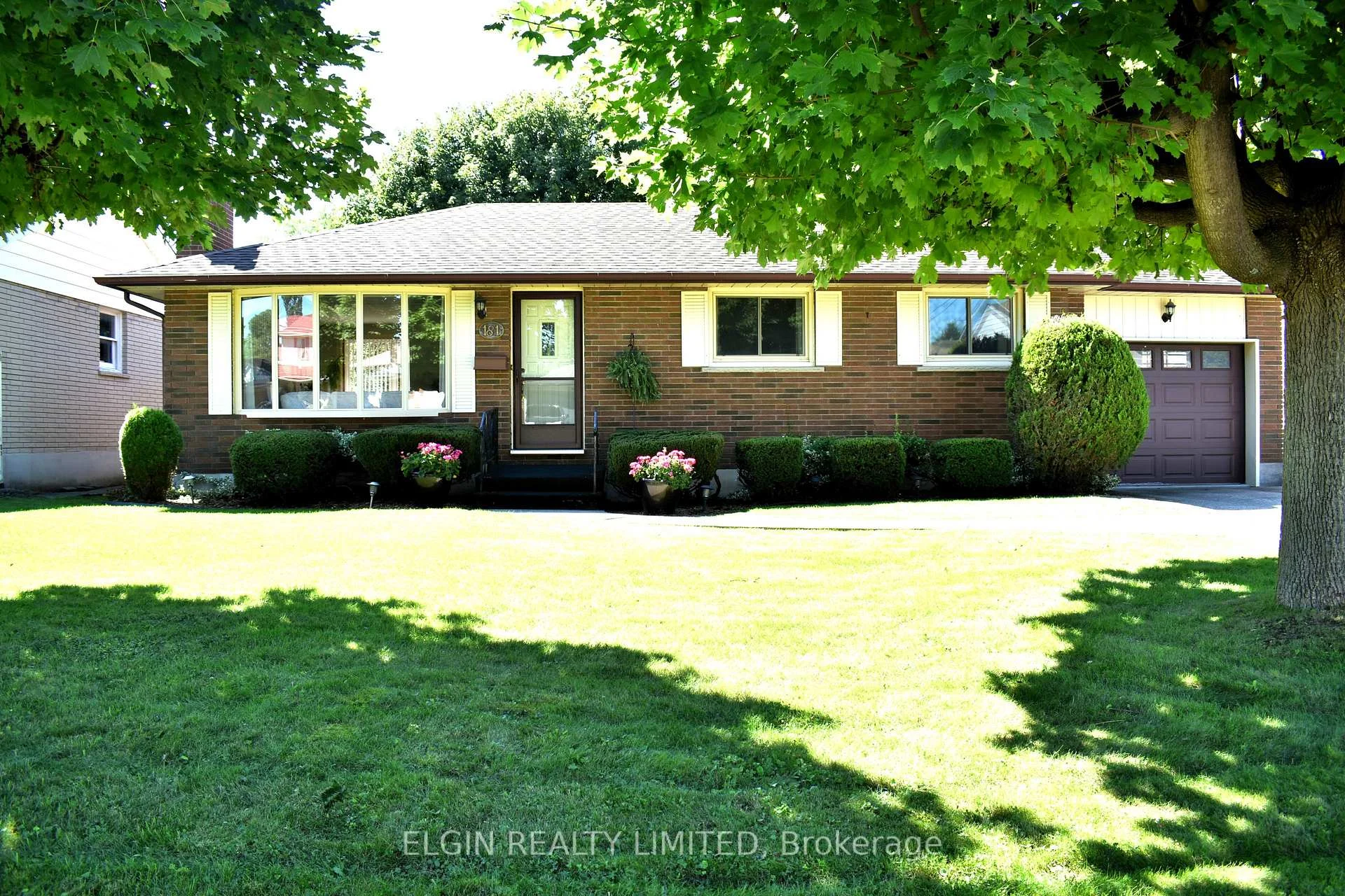 Photo 22 of 181 Locust Street, St. Thomas — HOMEH