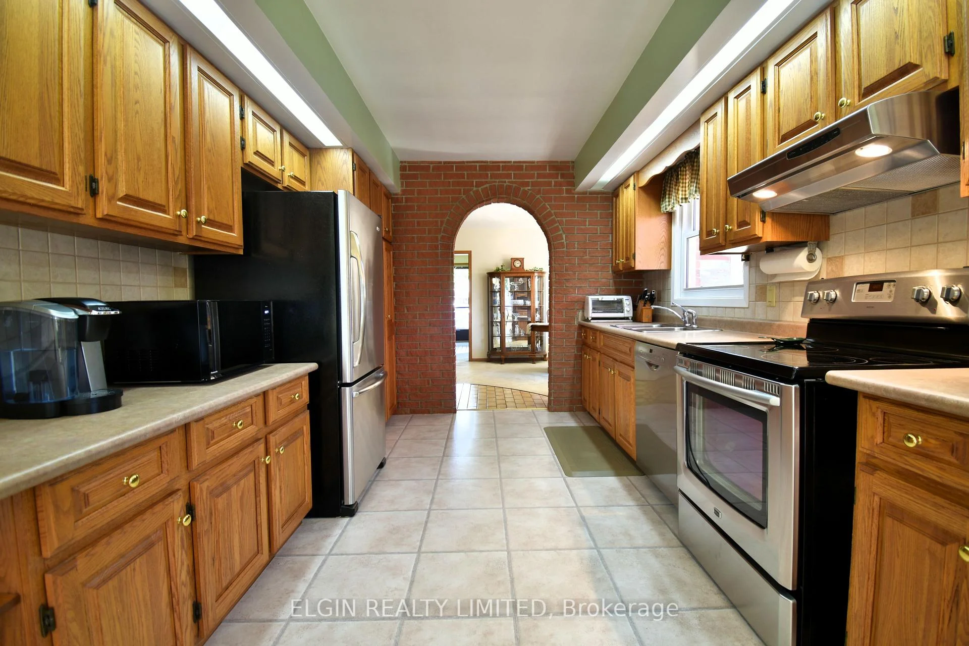 Photo 27 of 181 Locust Street, St. Thomas — HOMEH