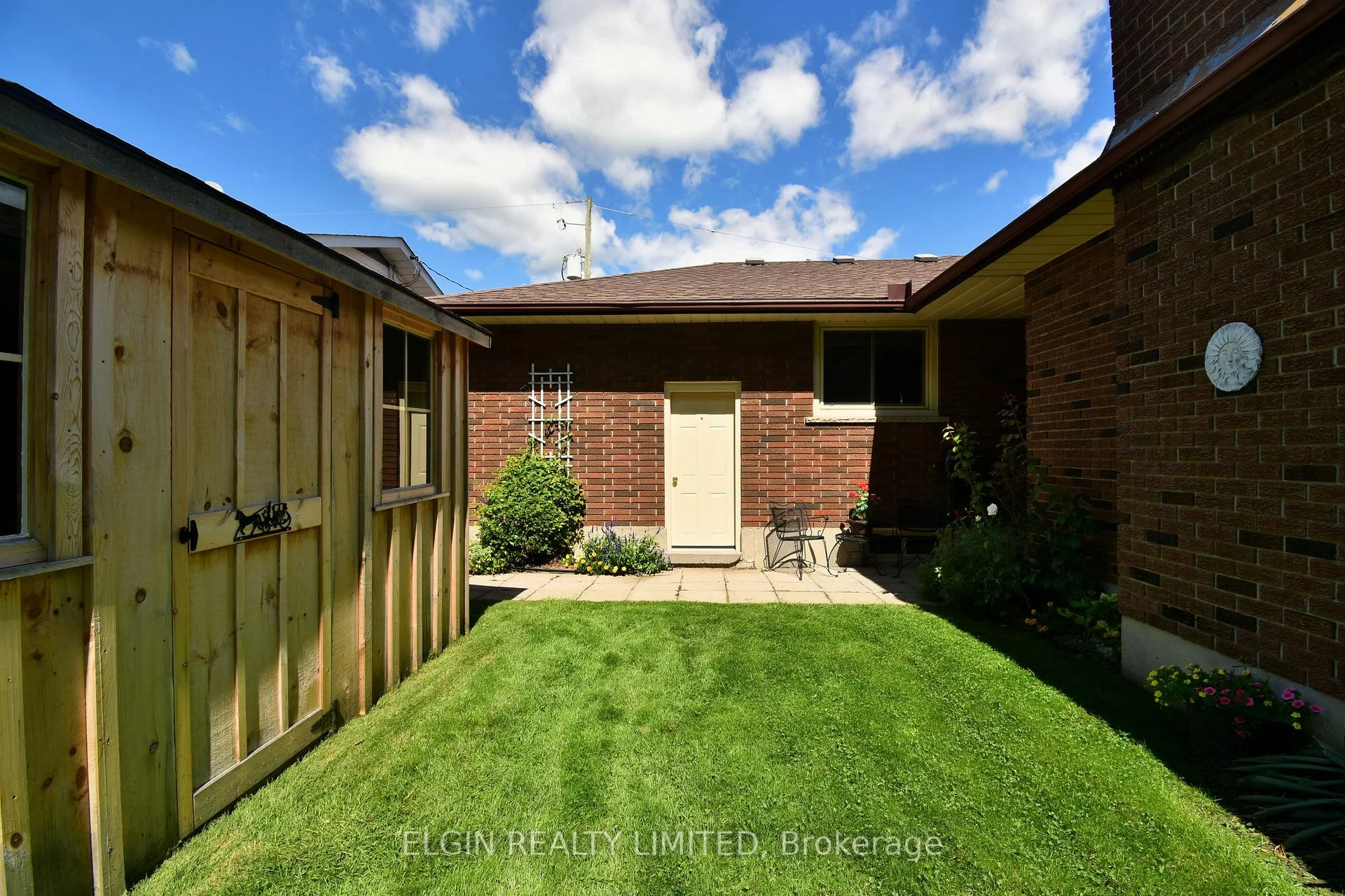 Photo 38 of 181 Locust Street, St. Thomas — HOMEH