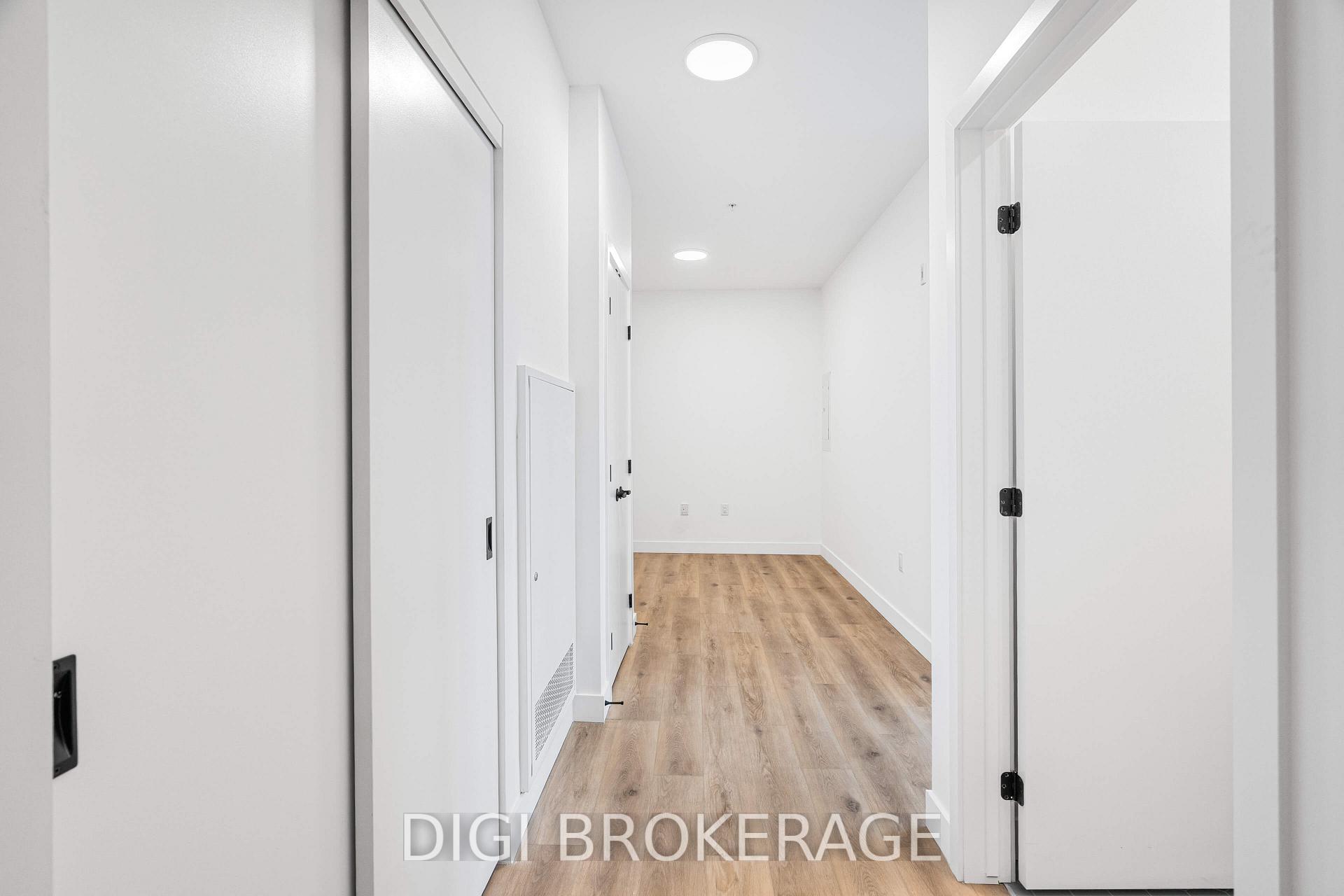 Photo 6 of Unit 702, 1600 James Naismith Drive, Ottawa, Pineview — HOMEH