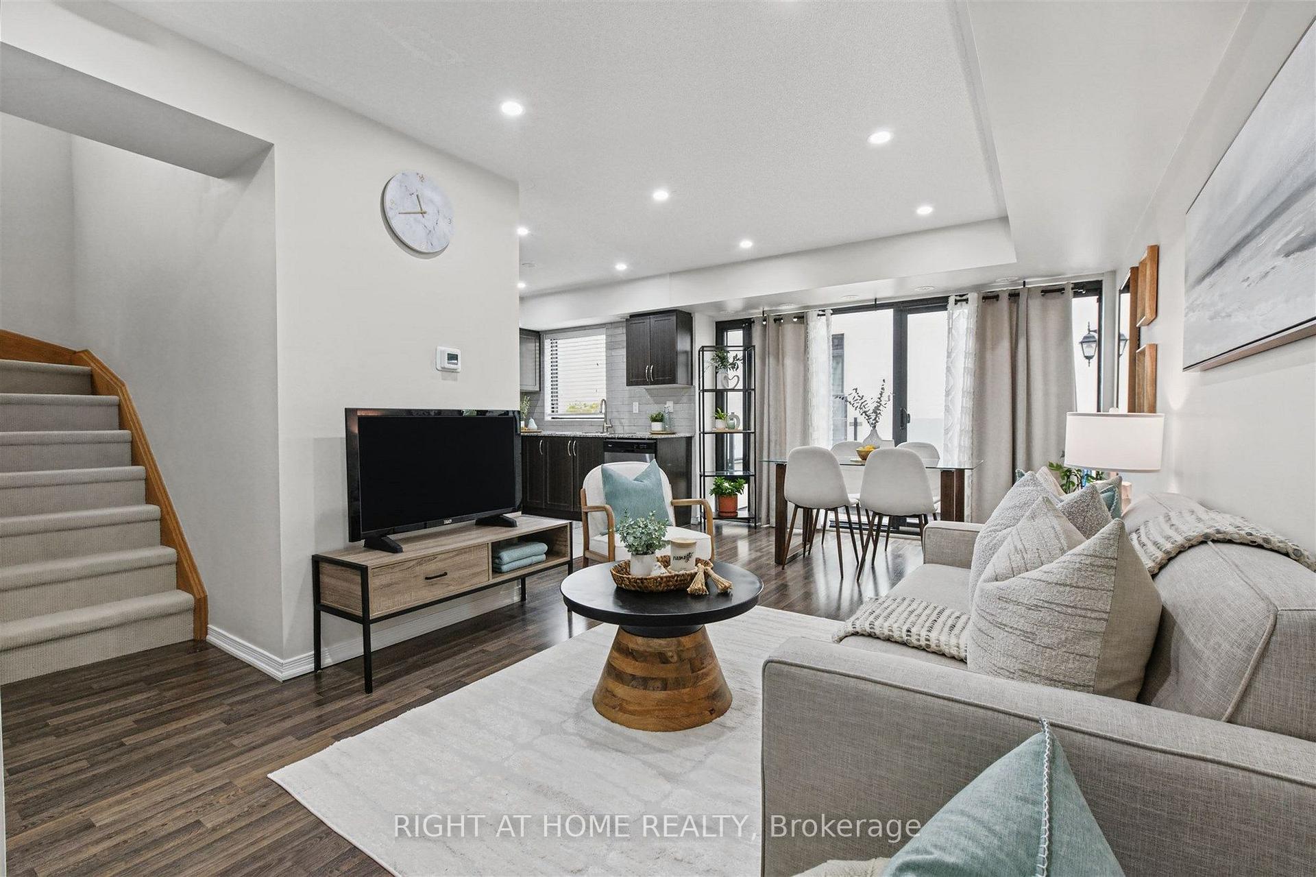 Photo 5 of Unit 416, 130 Widdicombe Hill Boulevard, Etobicoke, Willowridge-Martingrove-Richview — HOMEH