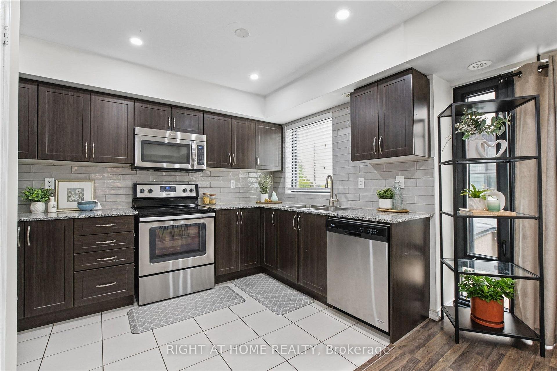 Photo 15 of Unit 416, 130 Widdicombe Hill Boulevard, Etobicoke, Willowridge-Martingrove-Richview — HOMEH