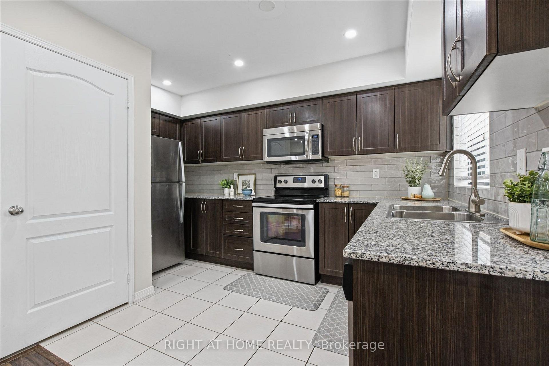 Photo 17 of Unit 416, 130 Widdicombe Hill Boulevard, Etobicoke, Willowridge-Martingrove-Richview — HOMEH
