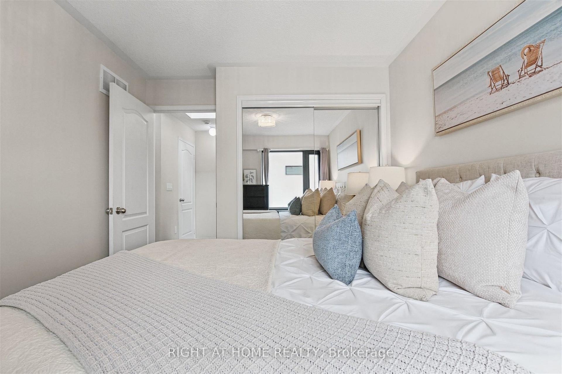 Photo 26 of Unit 416, 130 Widdicombe Hill Boulevard, Etobicoke, Willowridge-Martingrove-Richview — HOMEH