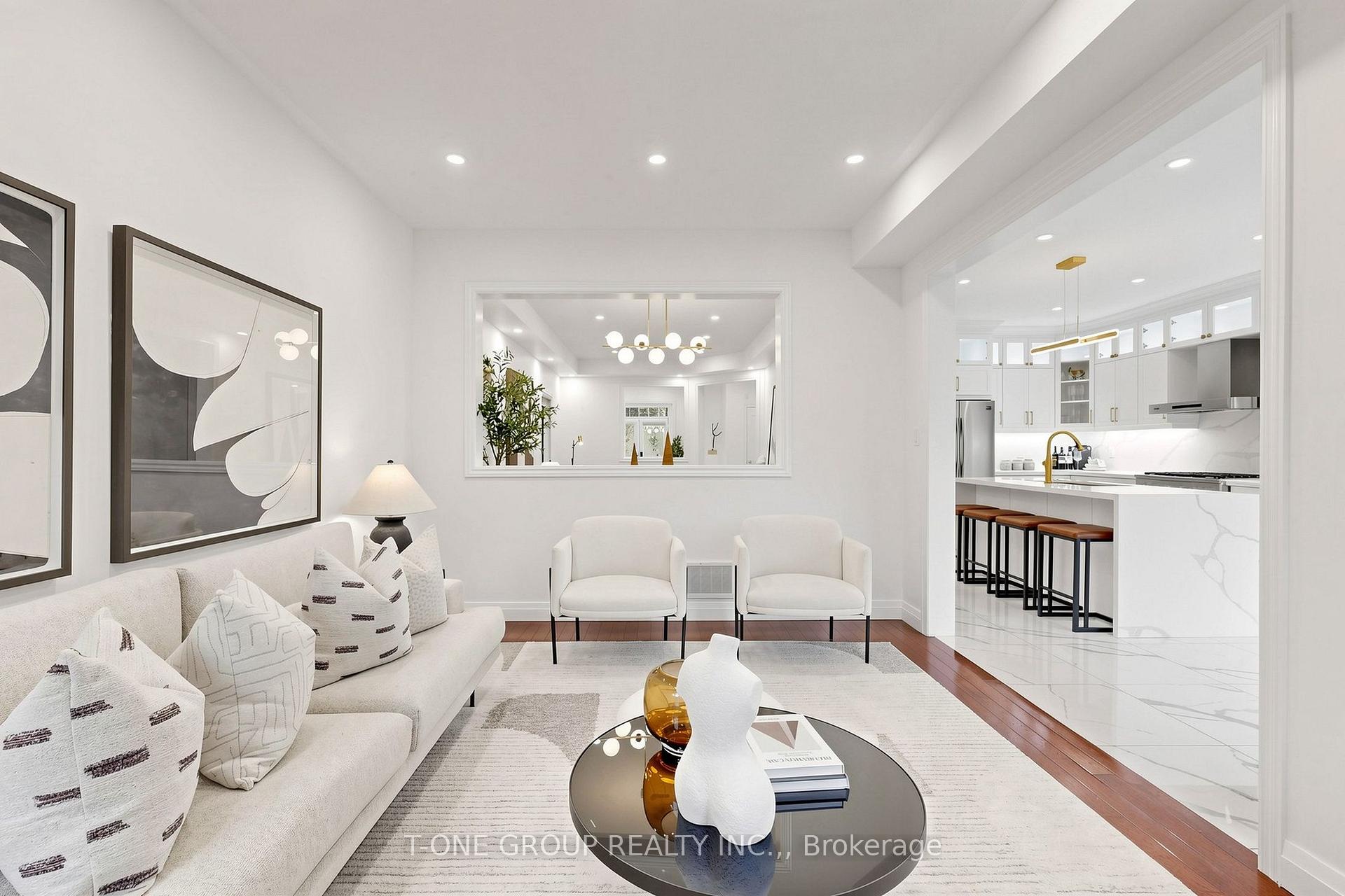 Photo 8 of 87 Serene Way, Vaughan, Patterson — HOMEH