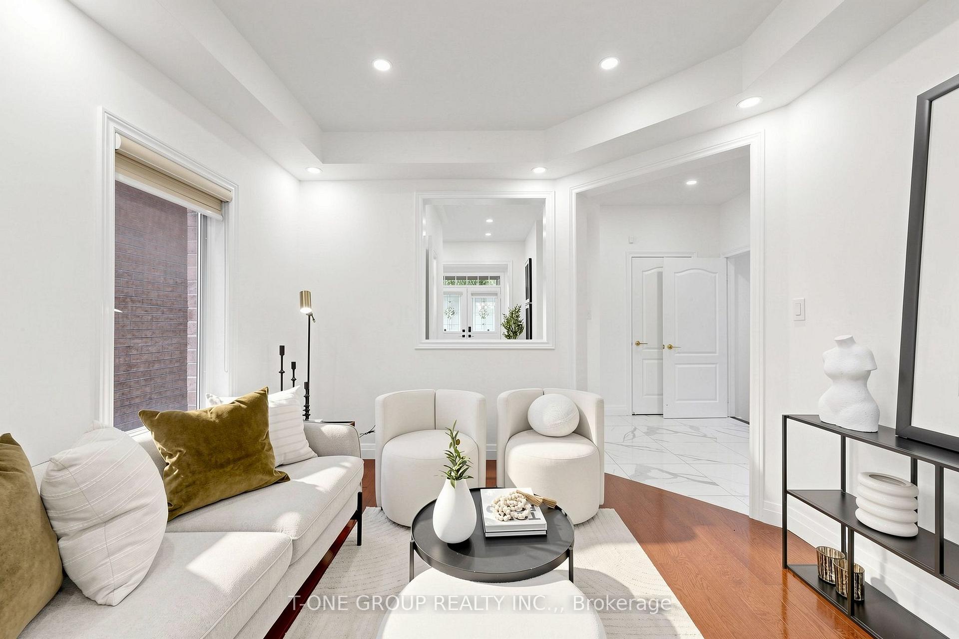 Photo 11 of 87 Serene Way, Vaughan, Patterson — HOMEH