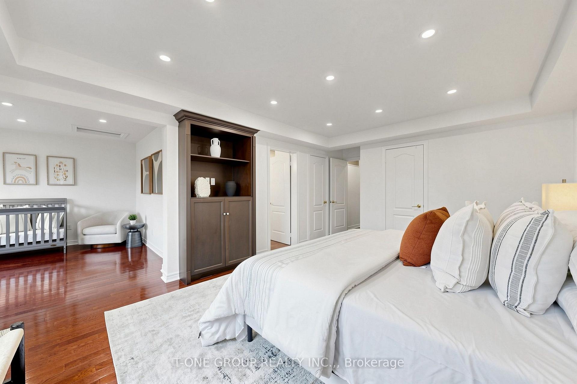 Photo 23 of 87 Serene Way, Vaughan, Patterson — HOMEH