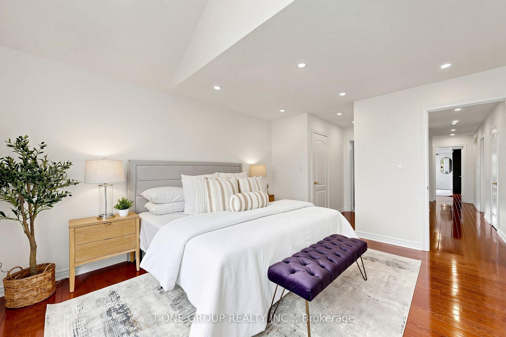 Photo 26 of 87 Serene Way, Vaughan, Patterson — HOMEH
