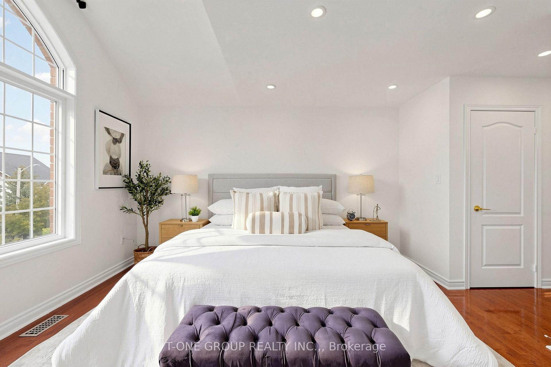 Photo 27 of 87 Serene Way, Vaughan, Patterson — HOMEH