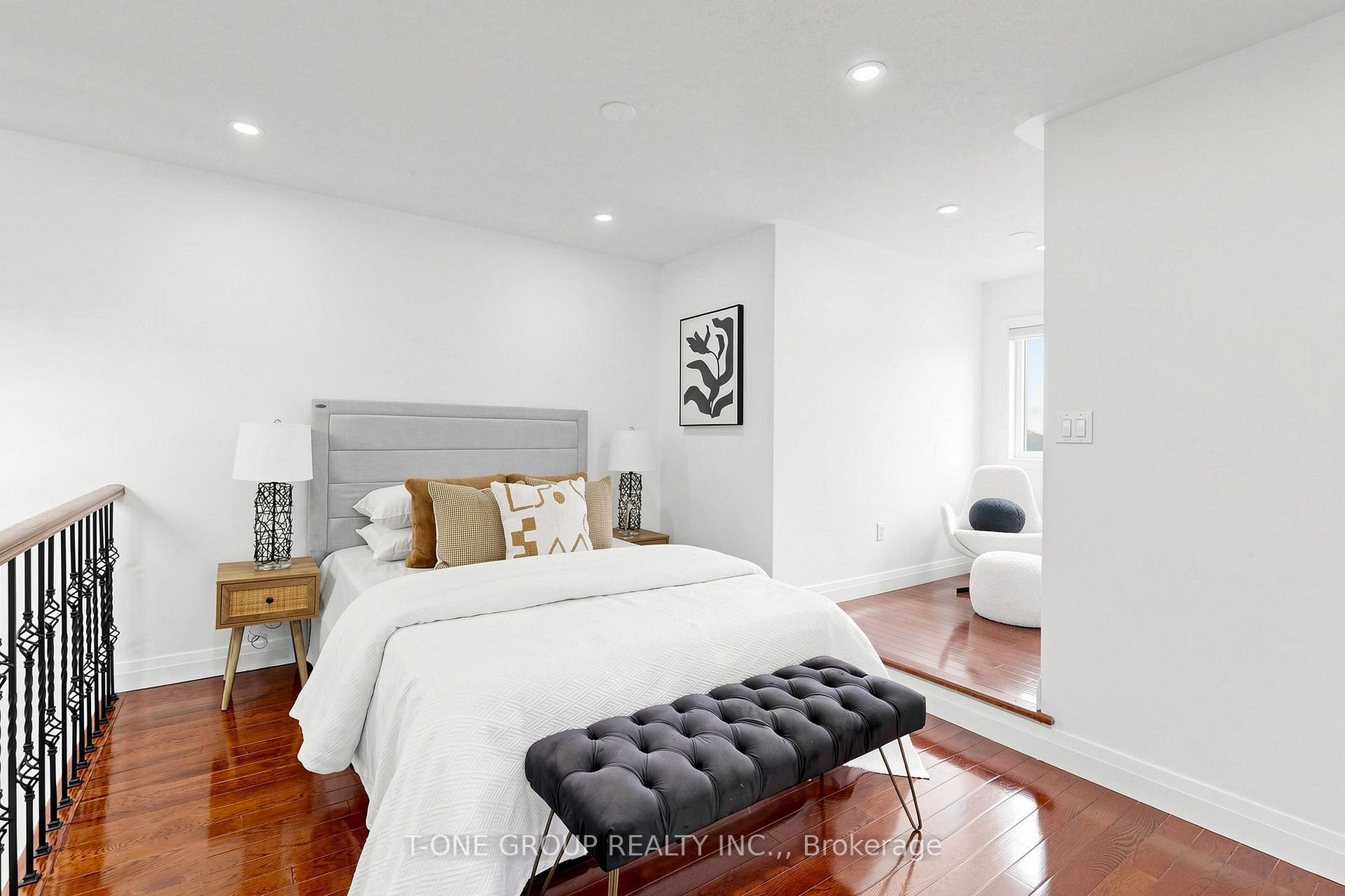 Photo 35 of 87 Serene Way, Vaughan, Patterson — HOMEH