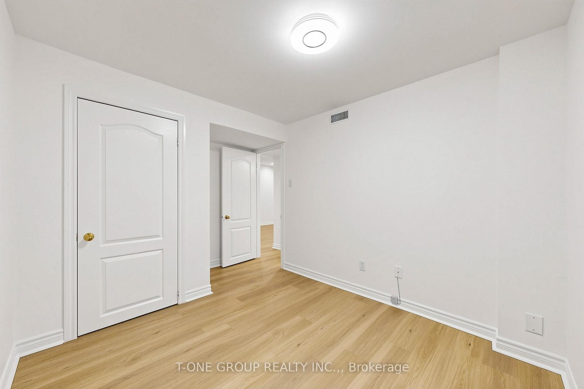 Photo 44 of 87 Serene Way, Vaughan, Patterson — HOMEH