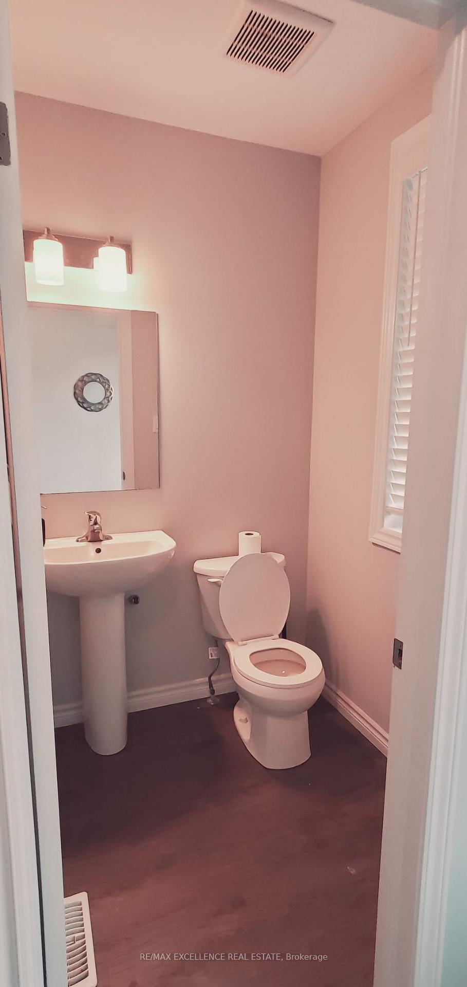 Photo 10 of 57 Gleason Crescent, Kitchener, Westmount - Kitchener — HOMEH