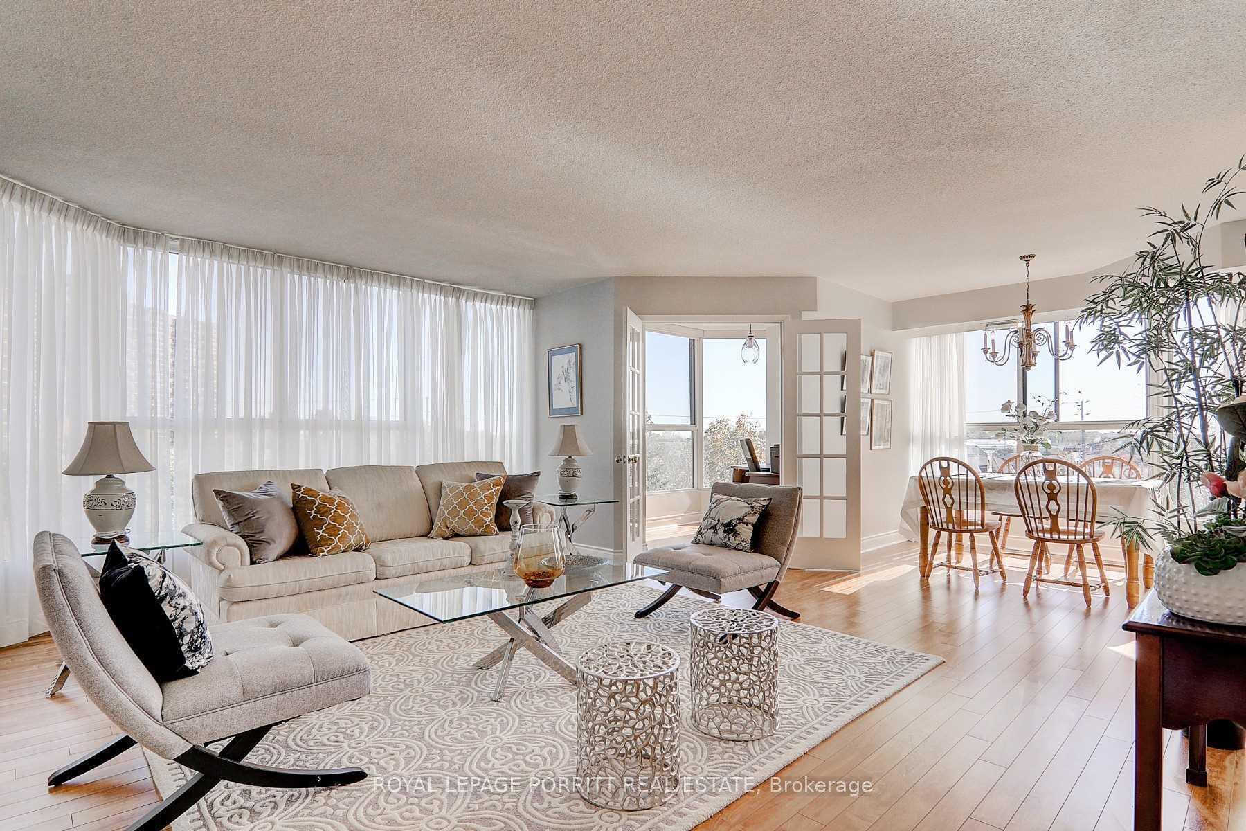 Photo 2 of Unit 508, 1271 Walden Circle, Mississauga, Clarkson — HOMEH