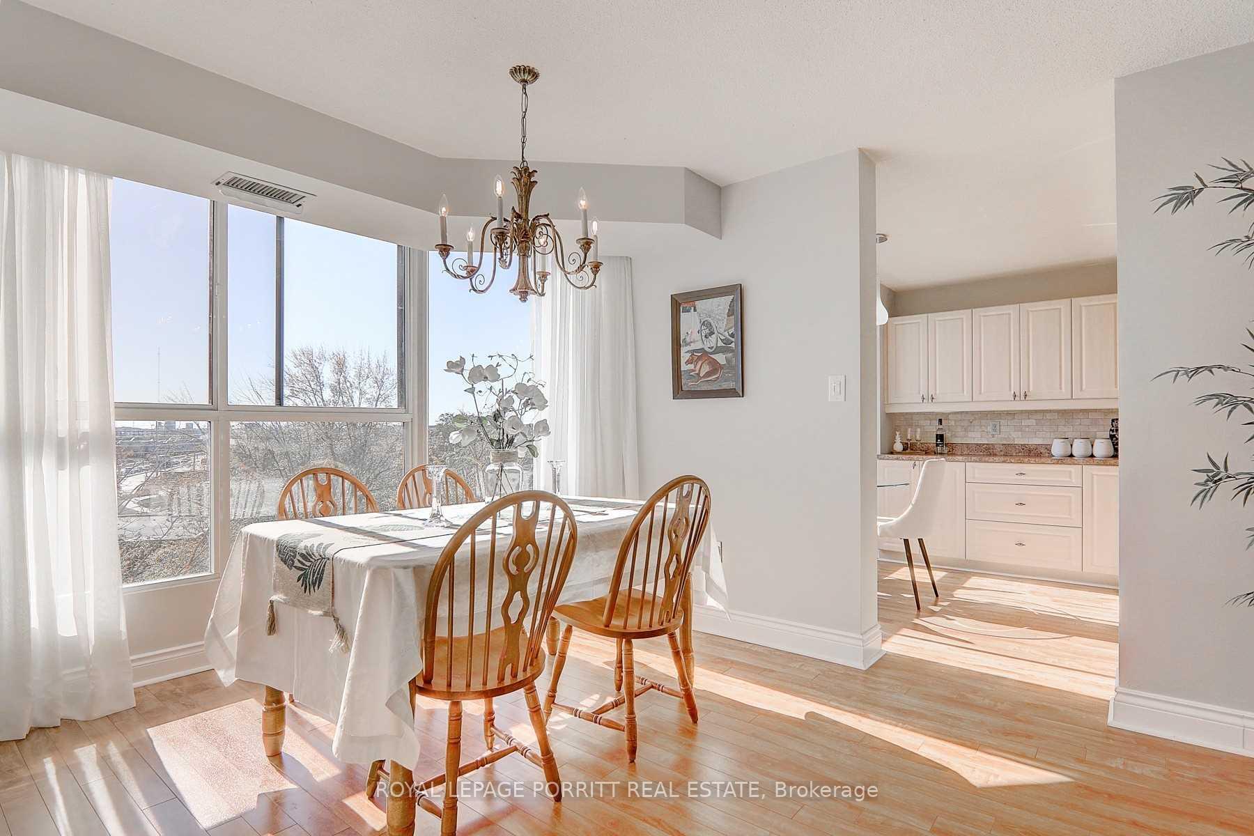 Photo 6 of Unit 508, 1271 Walden Circle, Mississauga, Clarkson — HOMEH