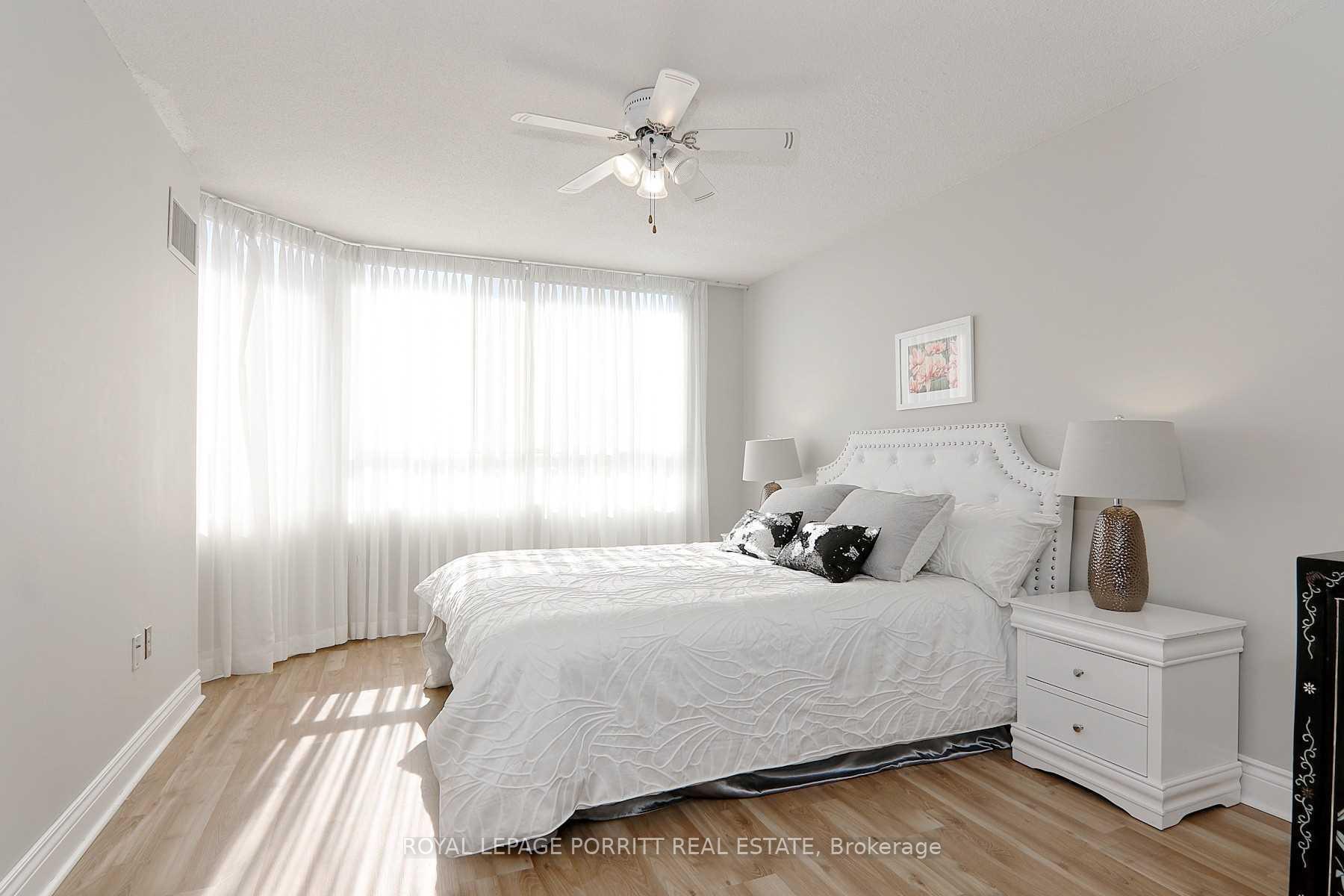 Photo 15 of Unit 508, 1271 Walden Circle, Mississauga, Clarkson — HOMEH