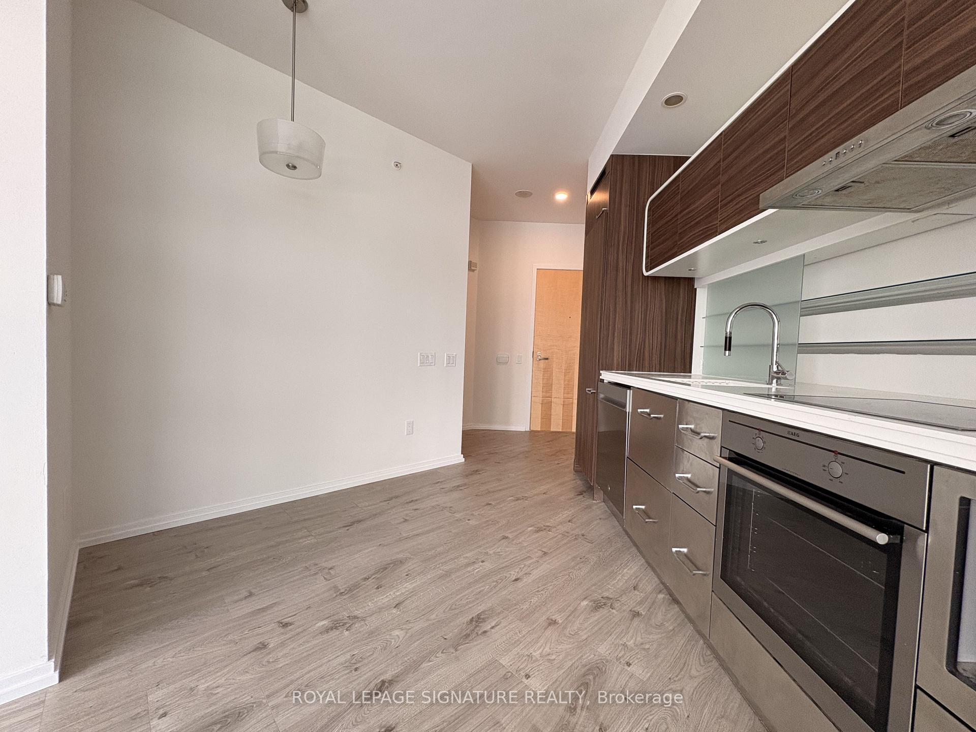 Photo 2 of Unit 806, 45 Charles Street E, Toronto, Church-Yonge Corridor — HOMEH