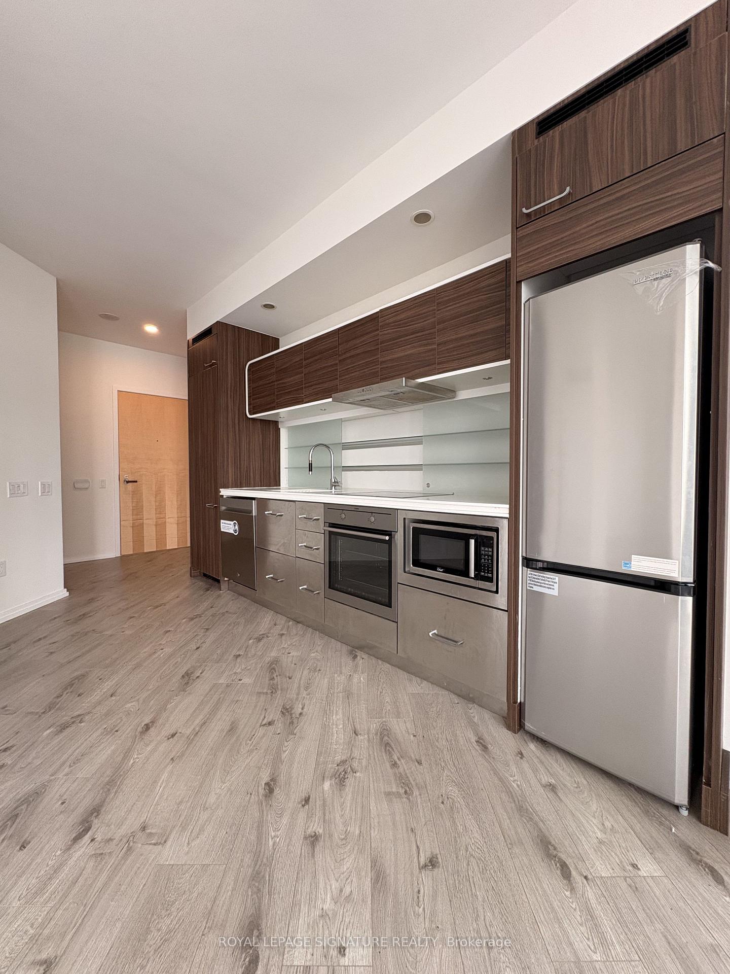Photo 3 of Unit 806, 45 Charles Street E, Toronto, Church-Yonge Corridor — HOMEH