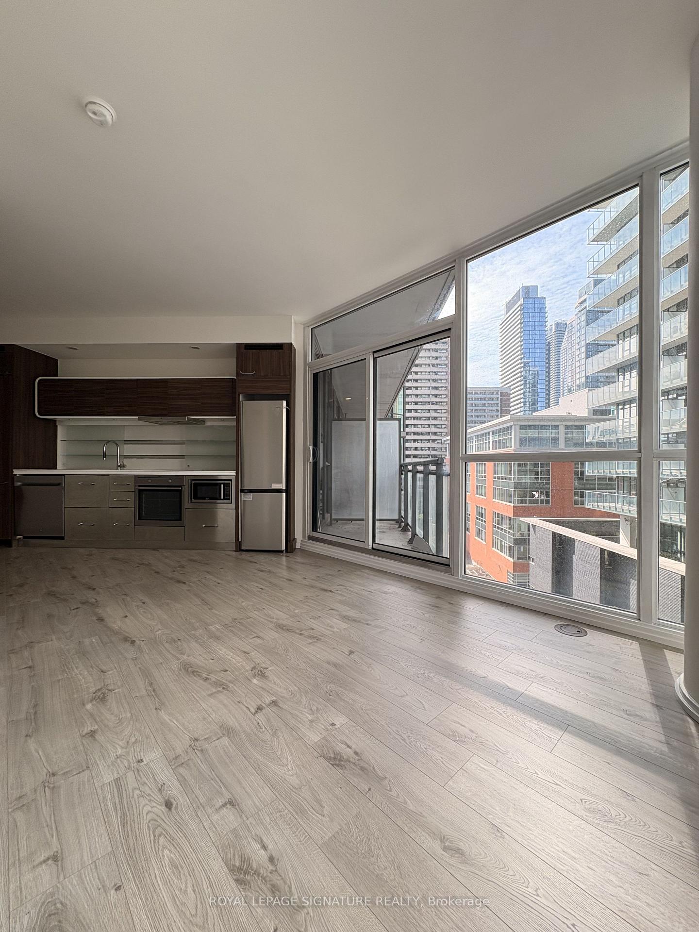 Photo 5 of Unit 806, 45 Charles Street E, Toronto, Church-Yonge Corridor — HOMEH