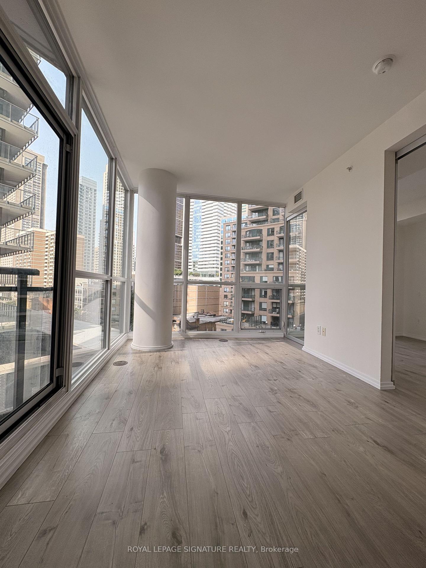Photo 8 of Unit 806, 45 Charles Street E, Toronto, Church-Yonge Corridor — HOMEH