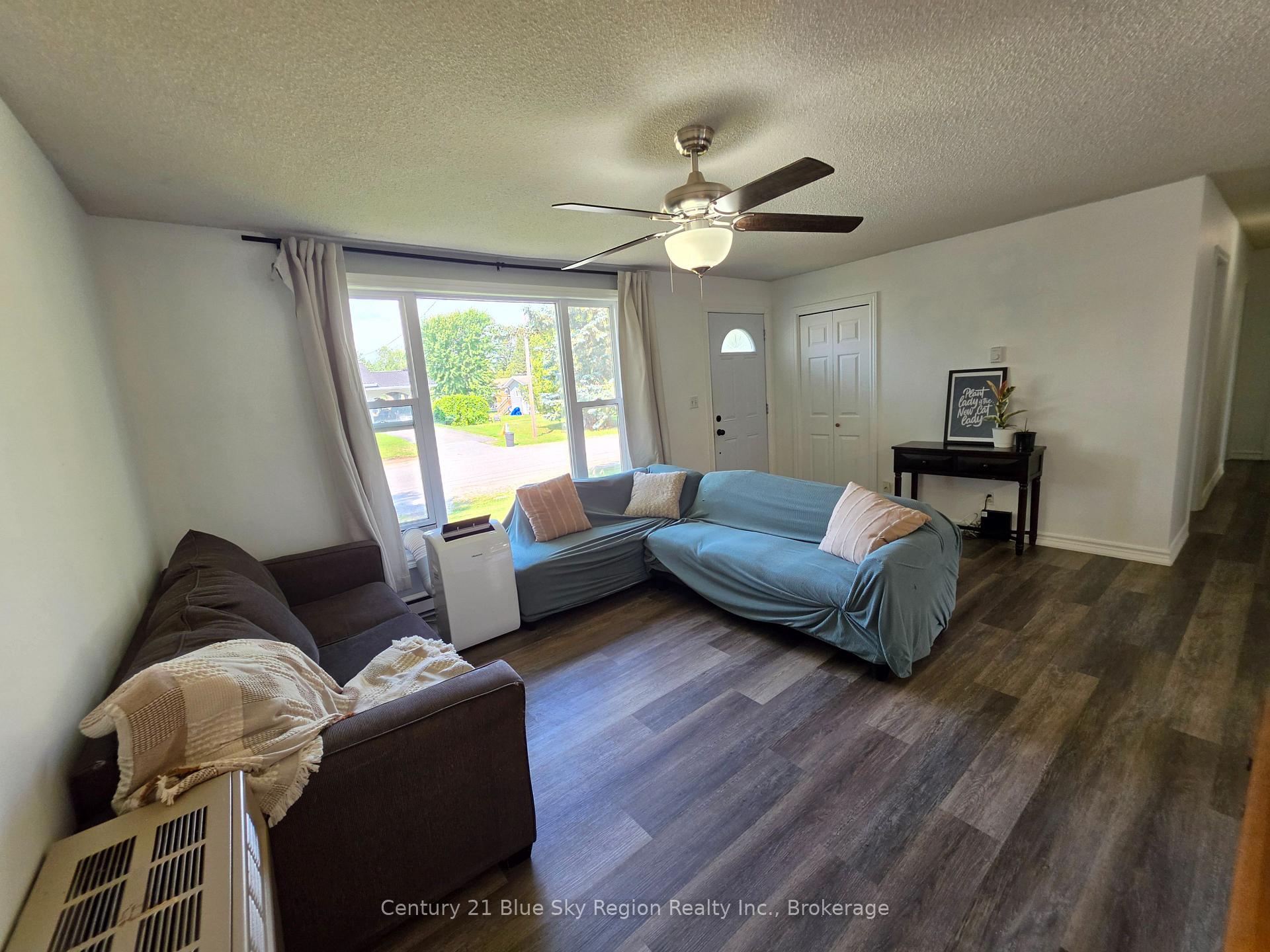 Photo 10 of 324 King Street, West Nipissing, Sturgeon Falls — HOMEH
