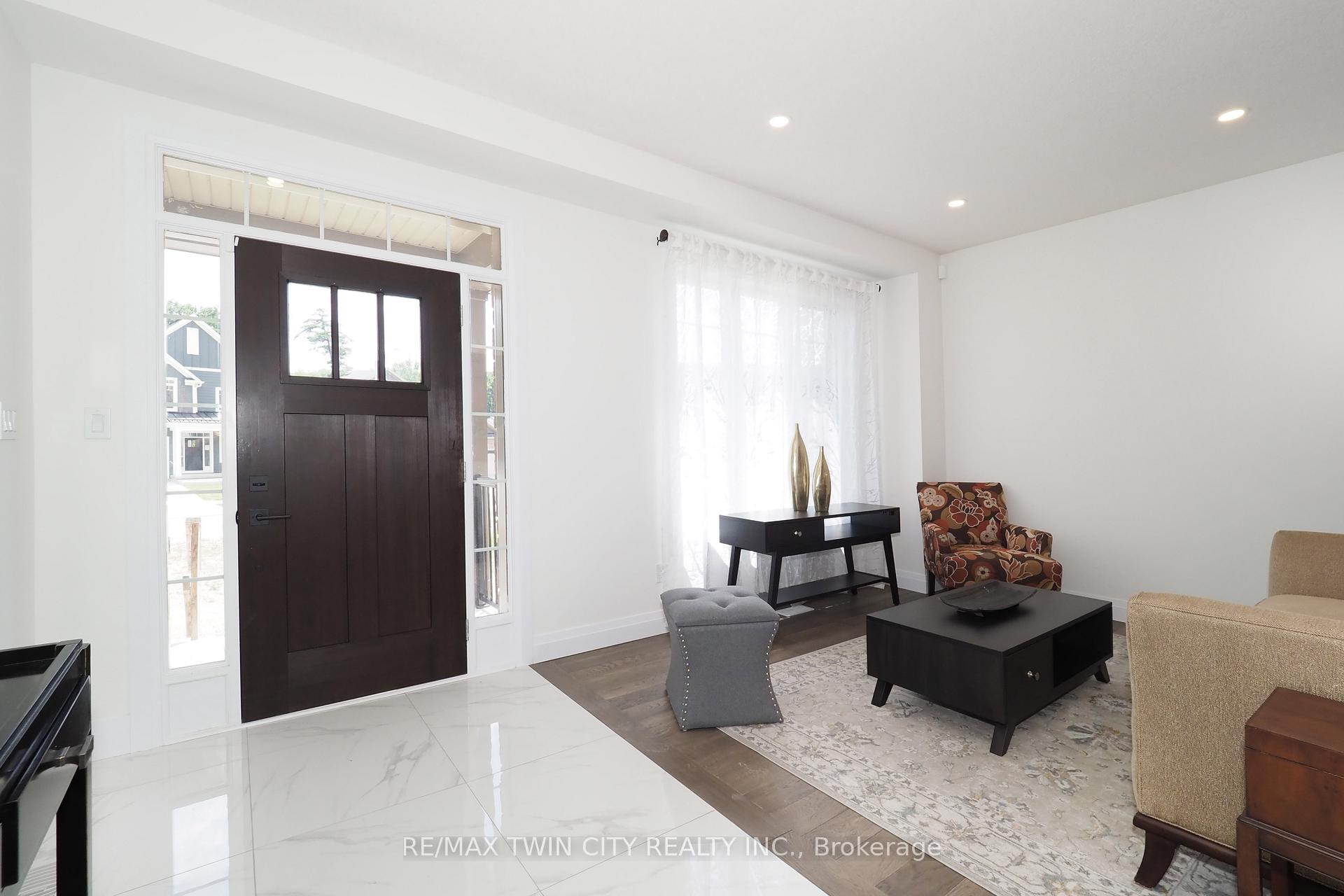 Photo 6 of 217 Jeffrey Place, Kitchener, Country Hills East — HOMEH