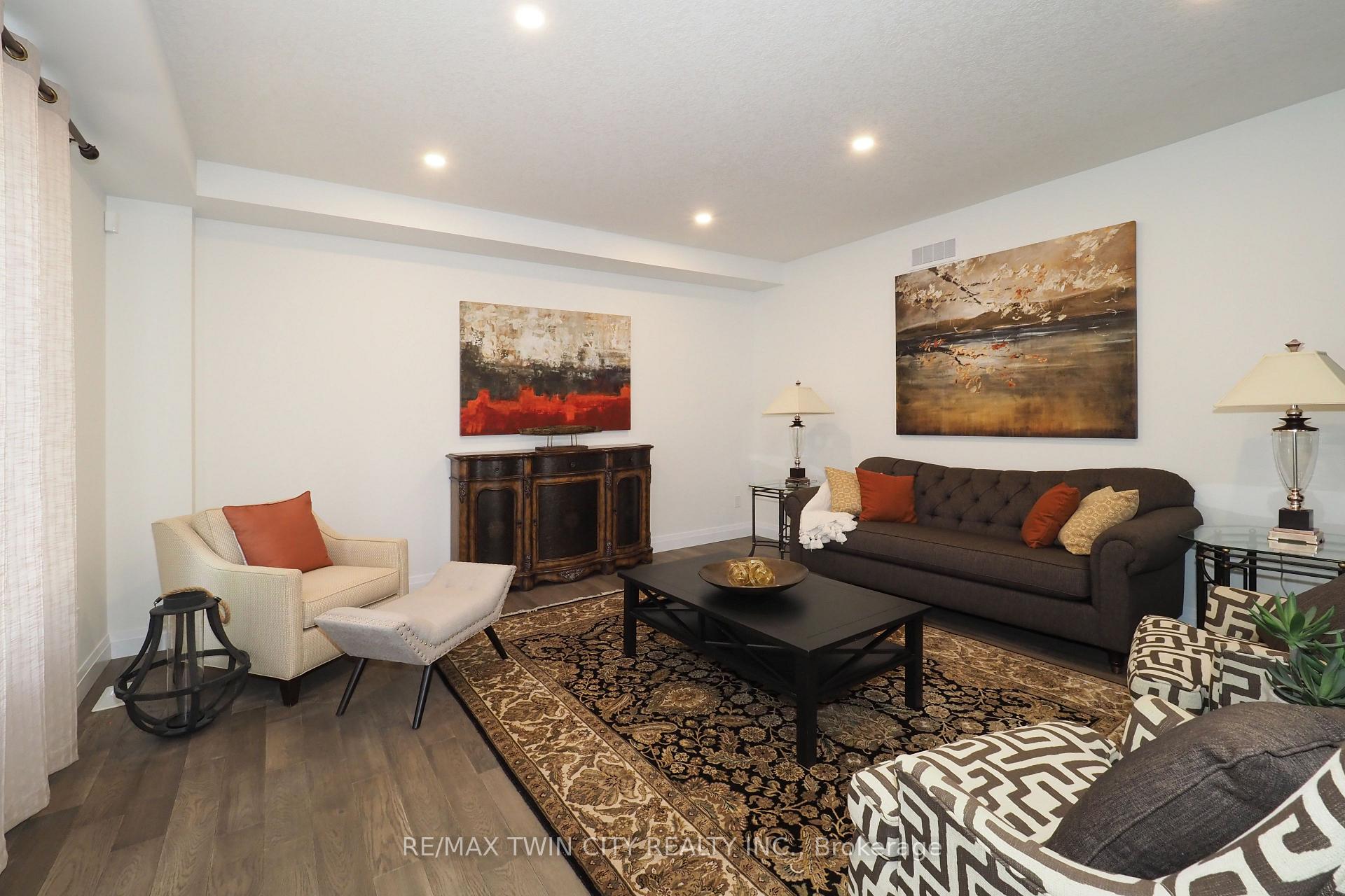 Photo 24 of 217 Jeffrey Place, Kitchener, Country Hills East — HOMEH