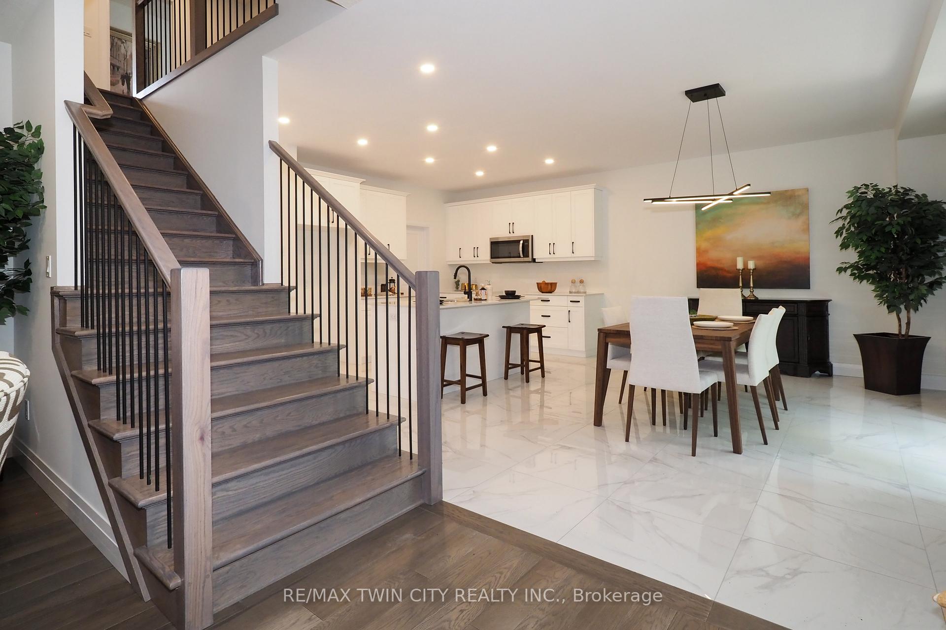 Photo 28 of 217 Jeffrey Place, Kitchener, Country Hills East — HOMEH