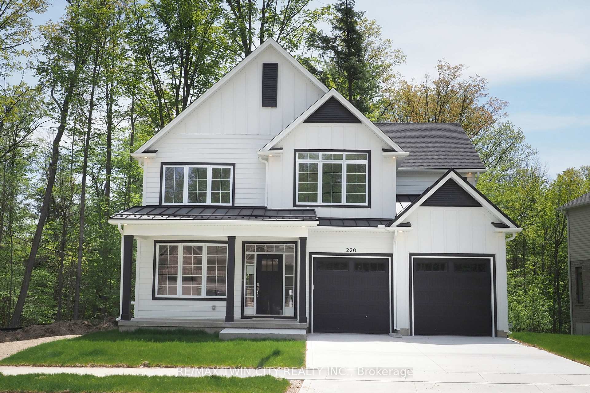 Photo of 220 Jeffrey Place