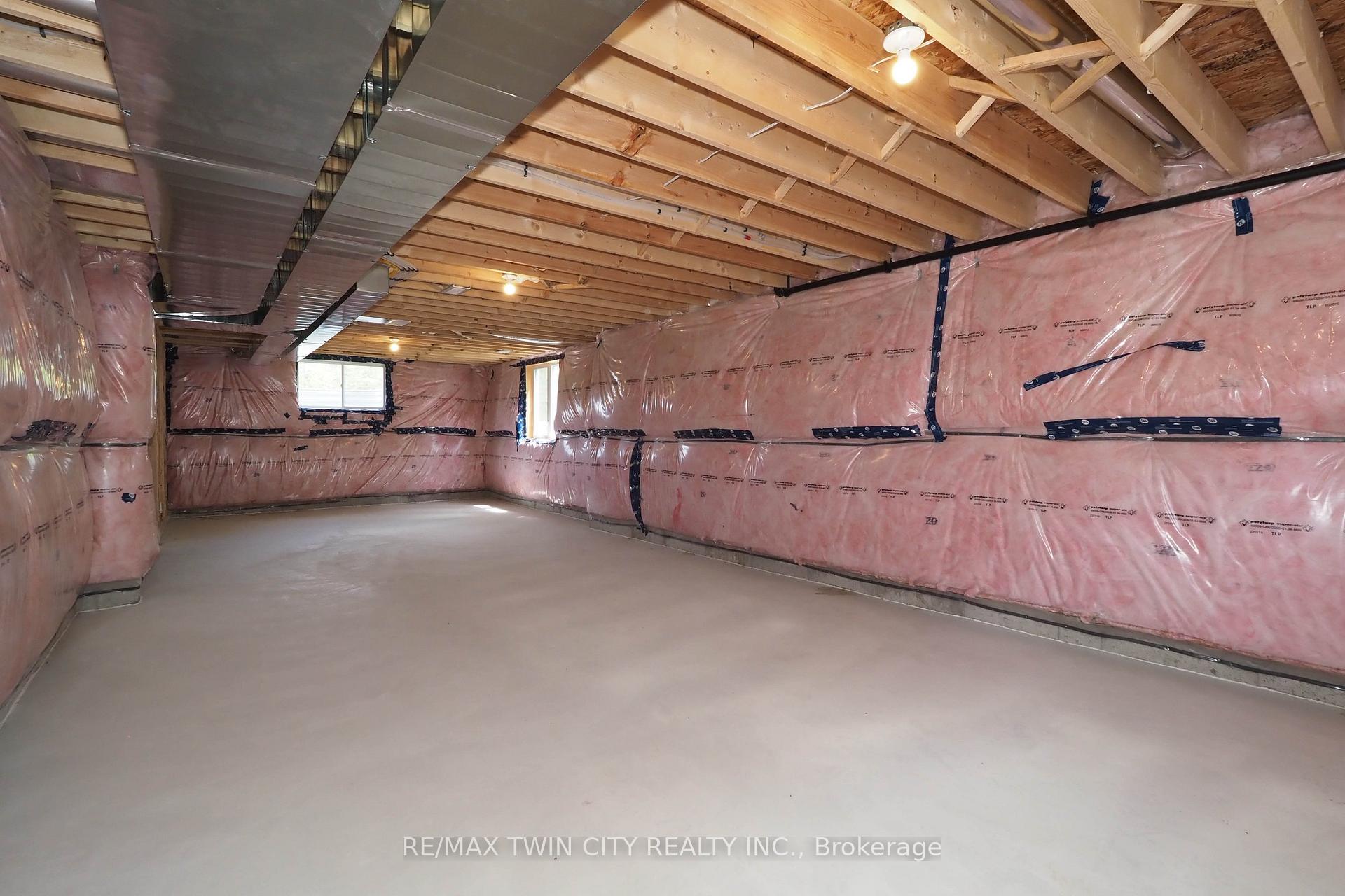 Photo 39 of 220 Jeffrey Place, Kitchener, Country Hills East — HOMEH