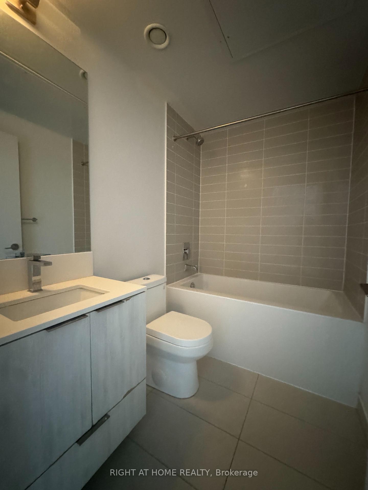 Photo 14 of Unit 3708, 181 Dundas Street E, Toronto, Moss Park — HOMEH