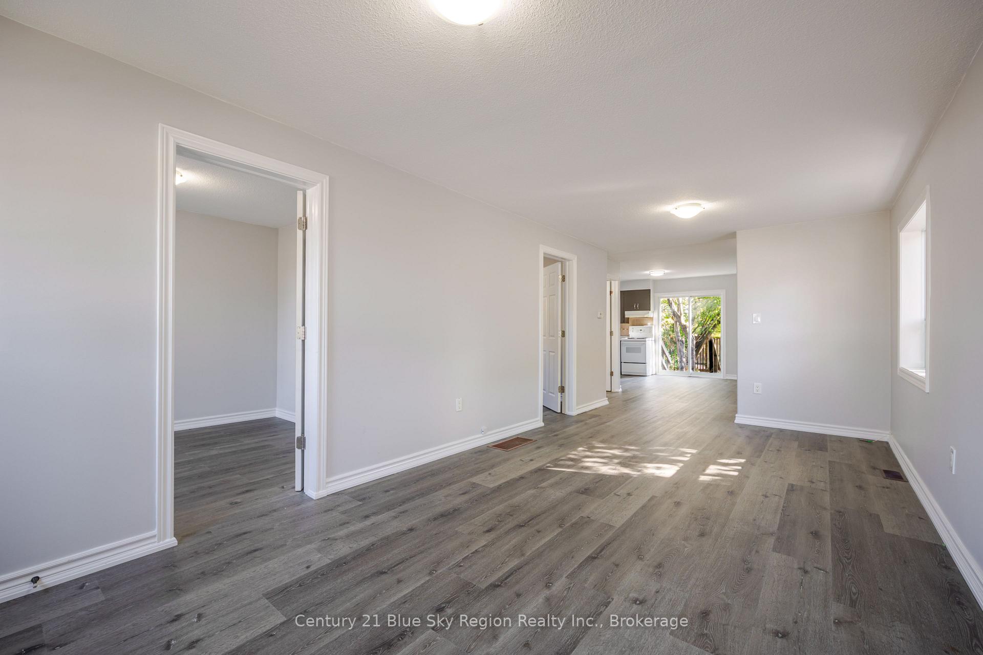 Photo 9 of 1133 Franklin Street, North Bay, Central — HOMEH