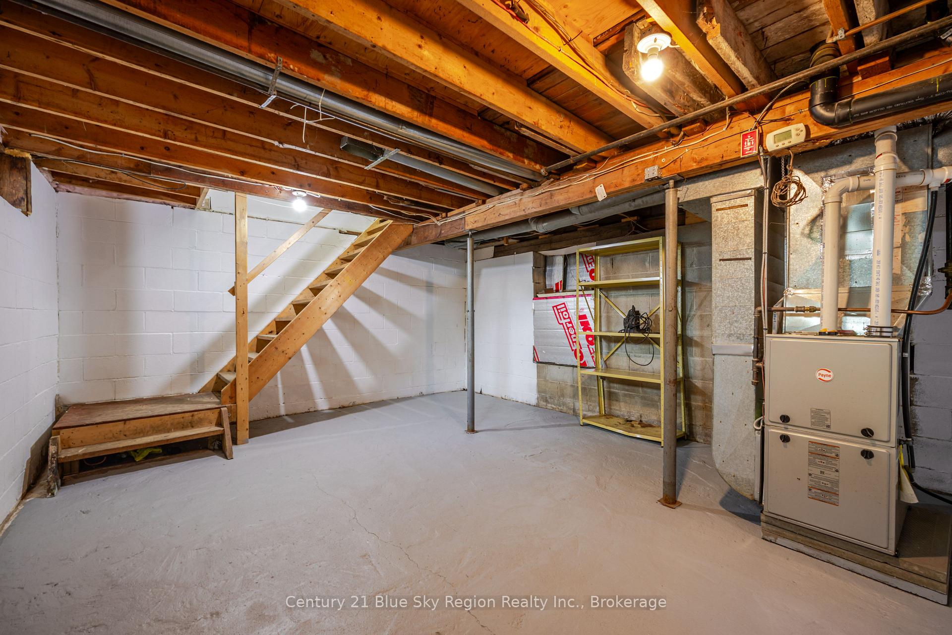 Photo 21 of 1133 Franklin Street, North Bay, Central — HOMEH