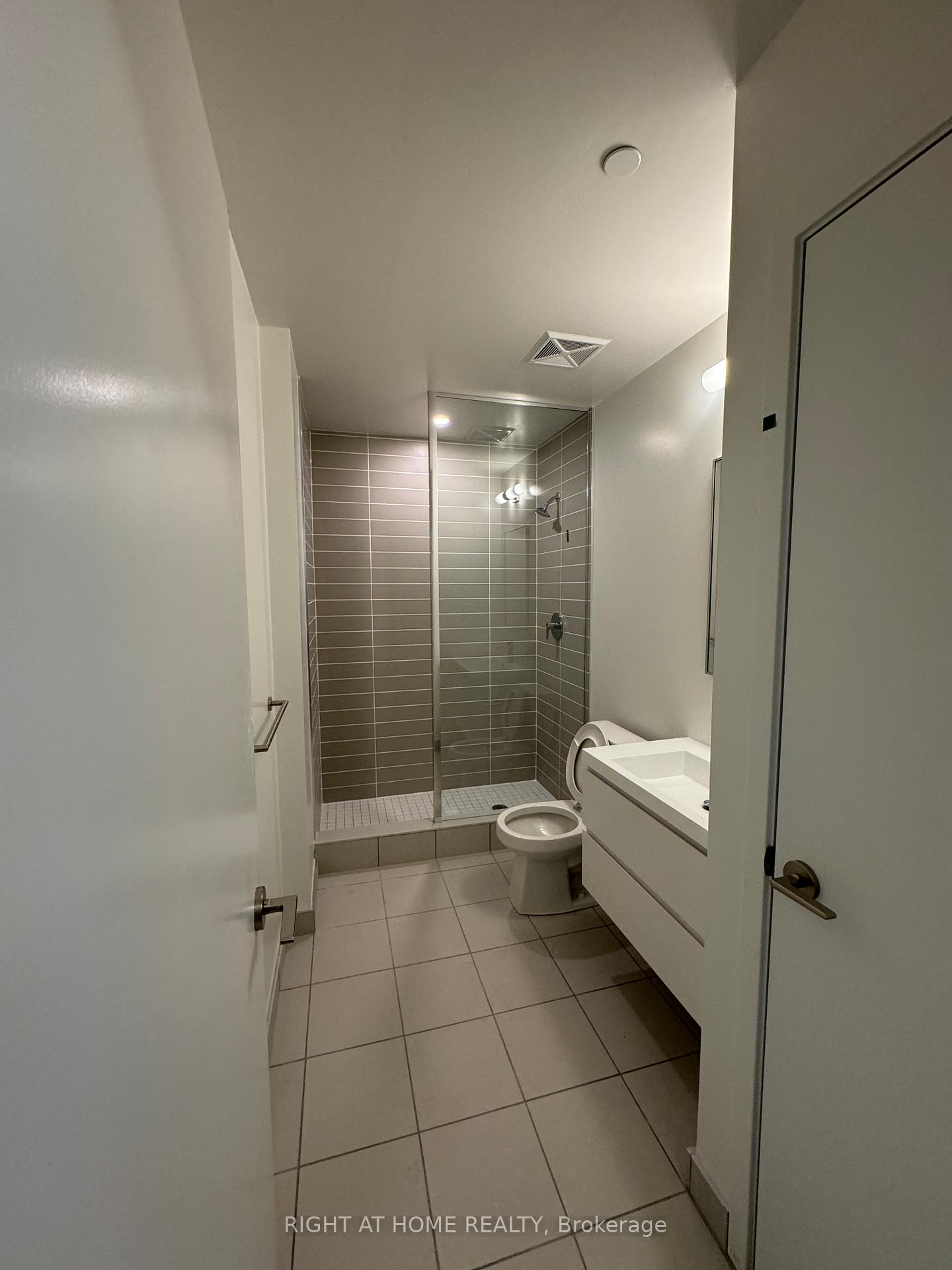 Photo 12 of Unit A1405, 8119 Birchmount Road N, Markham, Unionville — HOMEH