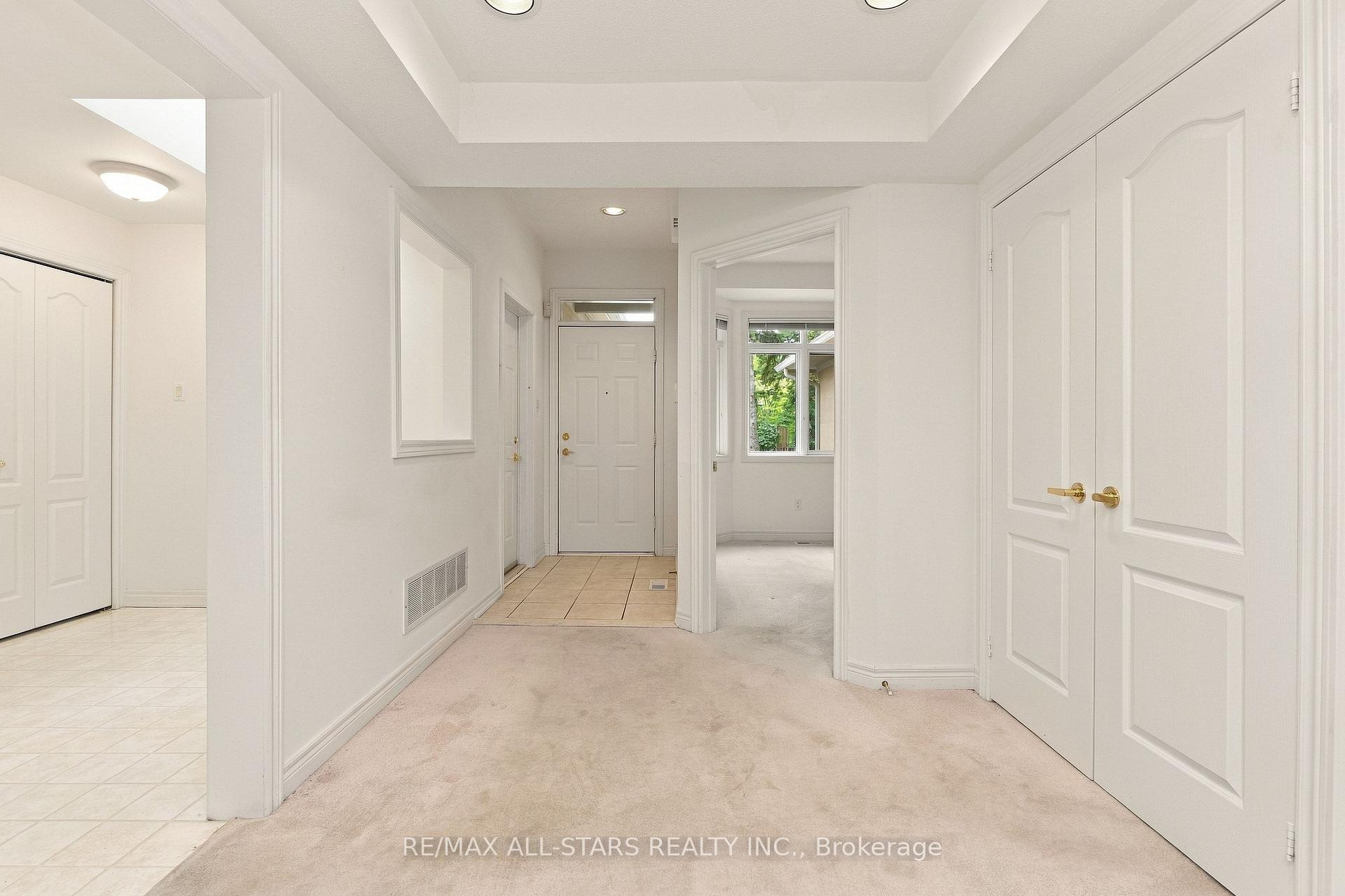 Photo 2 of 28 Blue Heron Beach Way, Markham, Greensborough — HOMEH