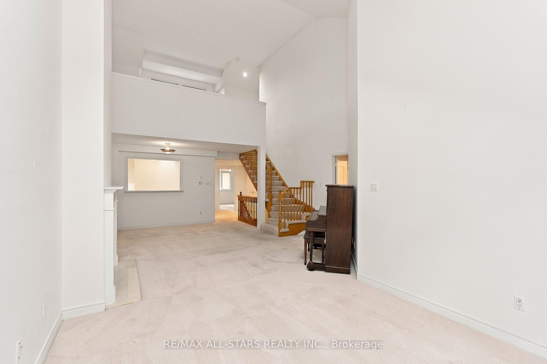 Photo 11 of 28 Blue Heron Beach Way, Markham, Greensborough — HOMEH