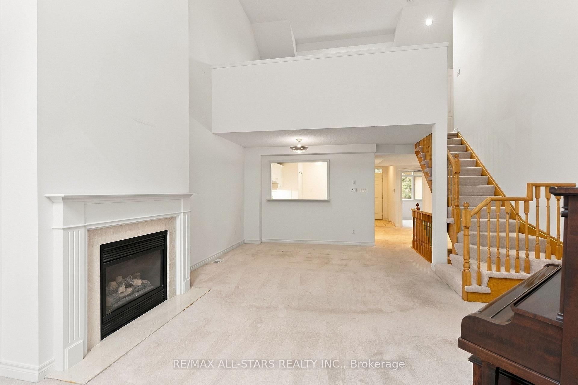 Photo 13 of 28 Blue Heron Beach Way, Markham, Greensborough — HOMEH