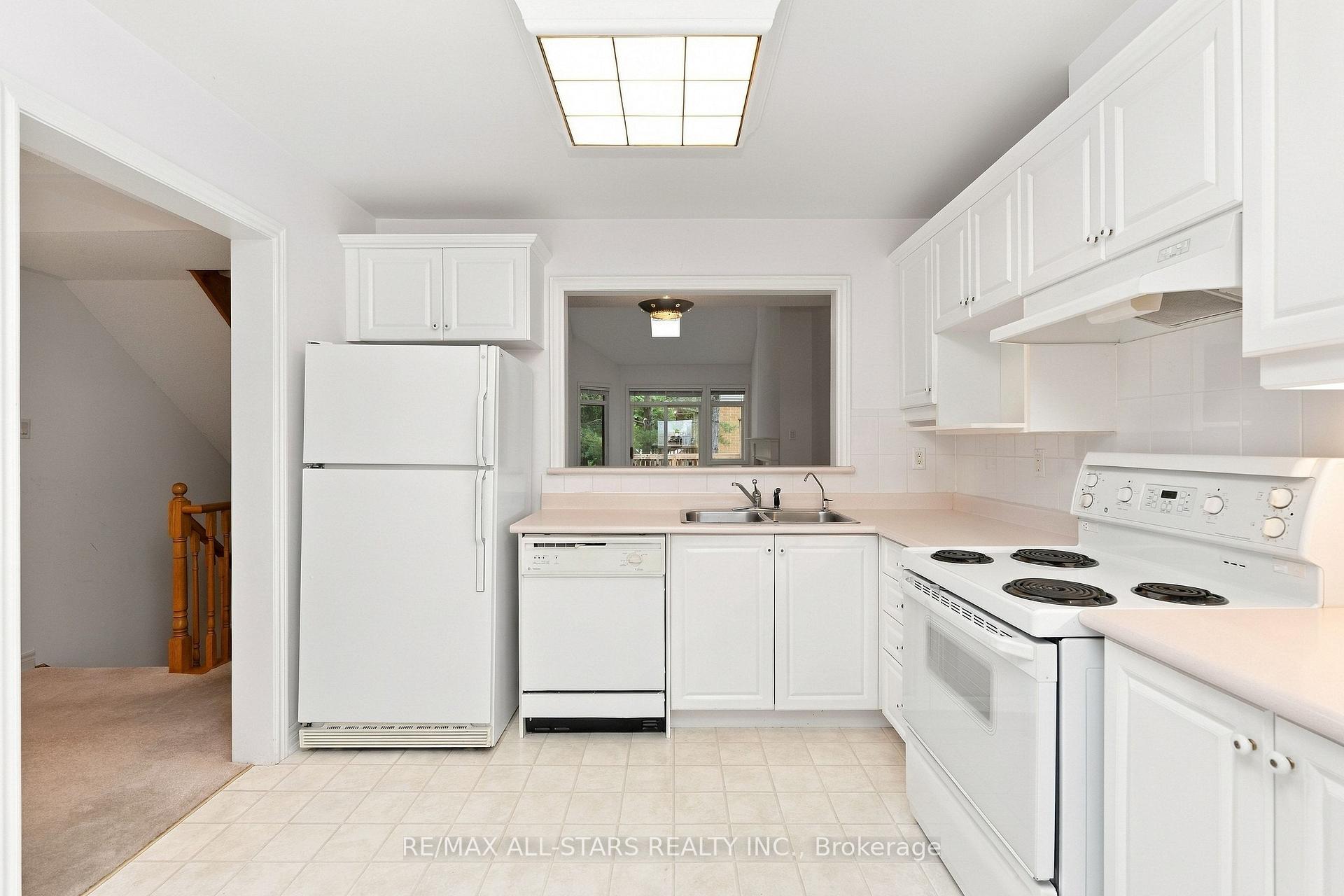 Photo 22 of 28 Blue Heron Beach Way, Markham, Greensborough — HOMEH