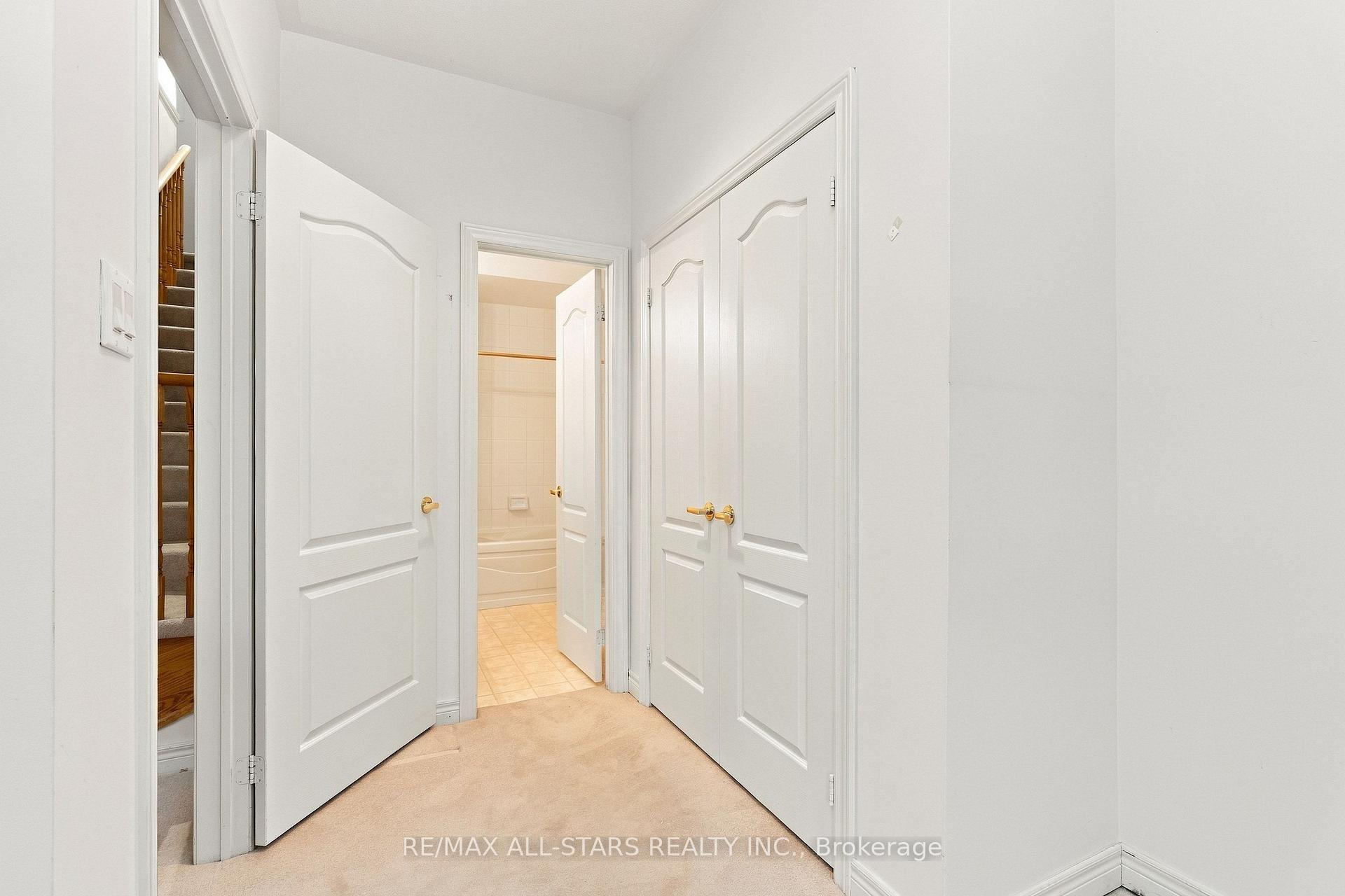 Photo 30 of 28 Blue Heron Beach Way, Markham, Greensborough — HOMEH